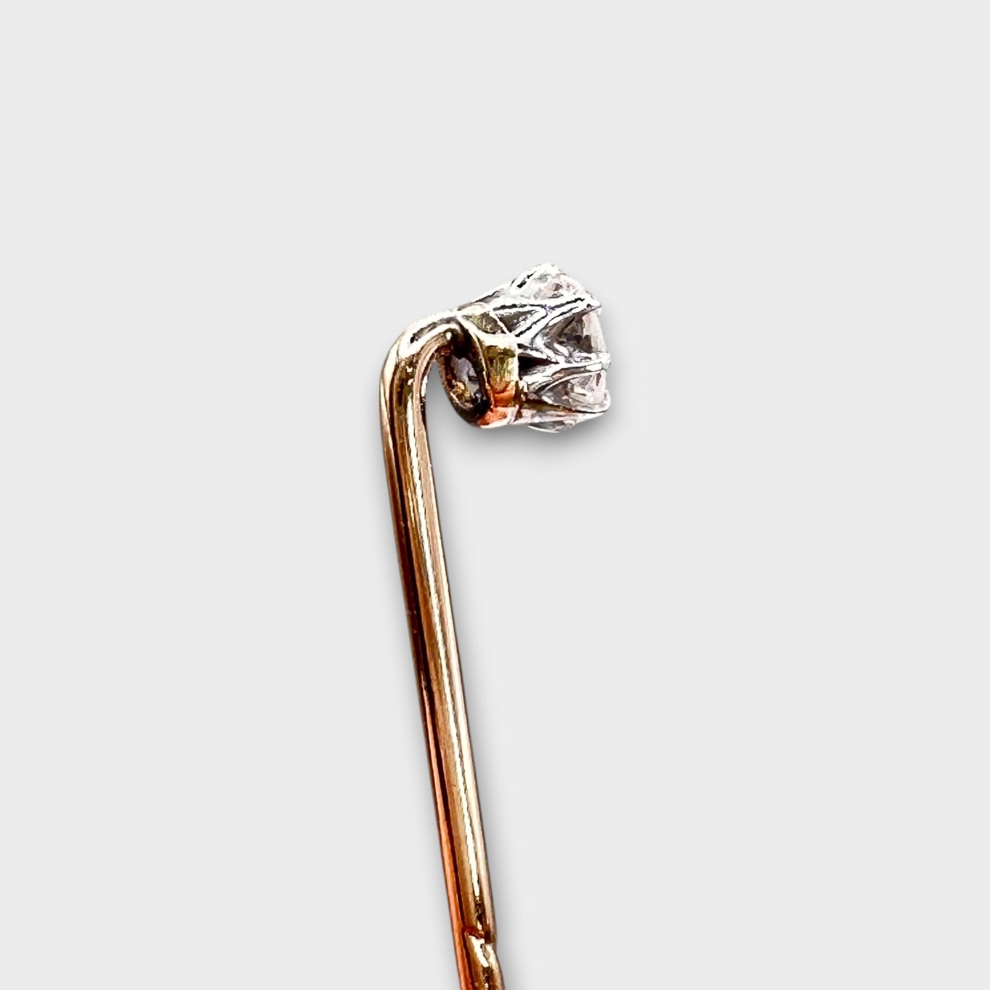 Edwardian 15ct Gold old-cut Diamond 0.25ct stick pin side view with grey back ground