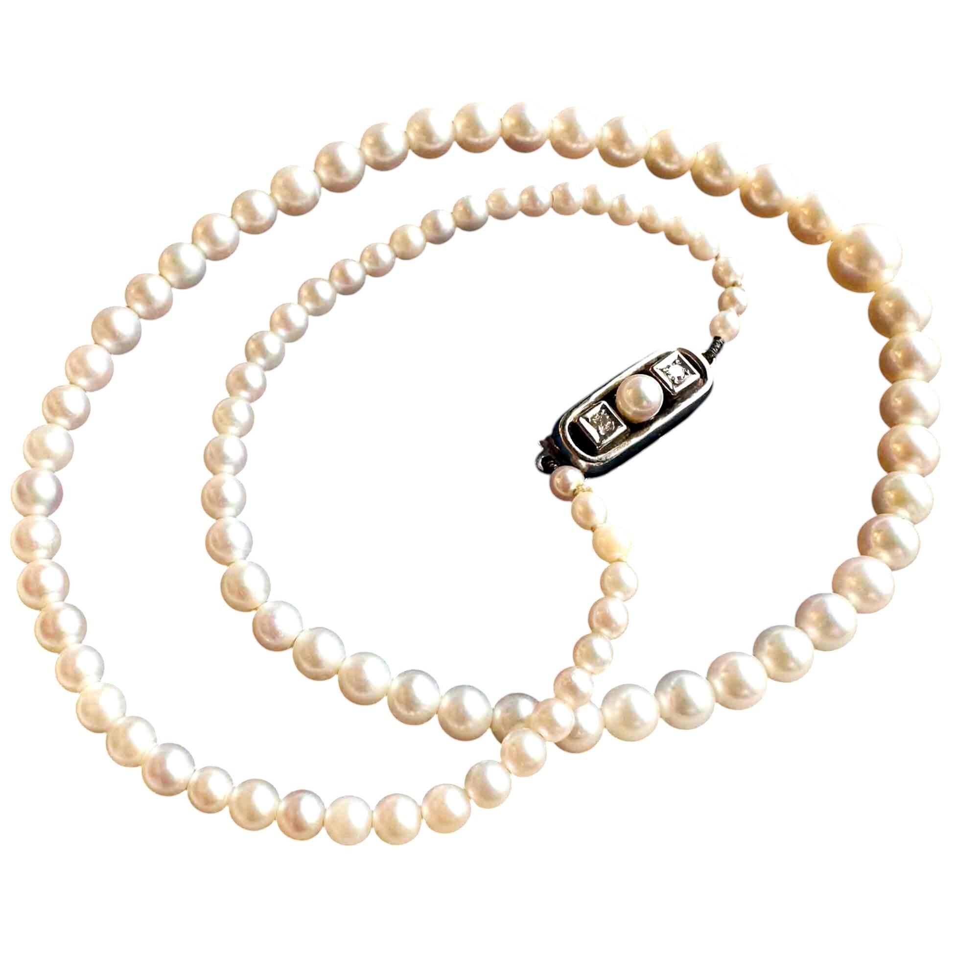 Saltwater Cultured Pearl & 14ct White Gold Diamond Clasp Necklace with white background