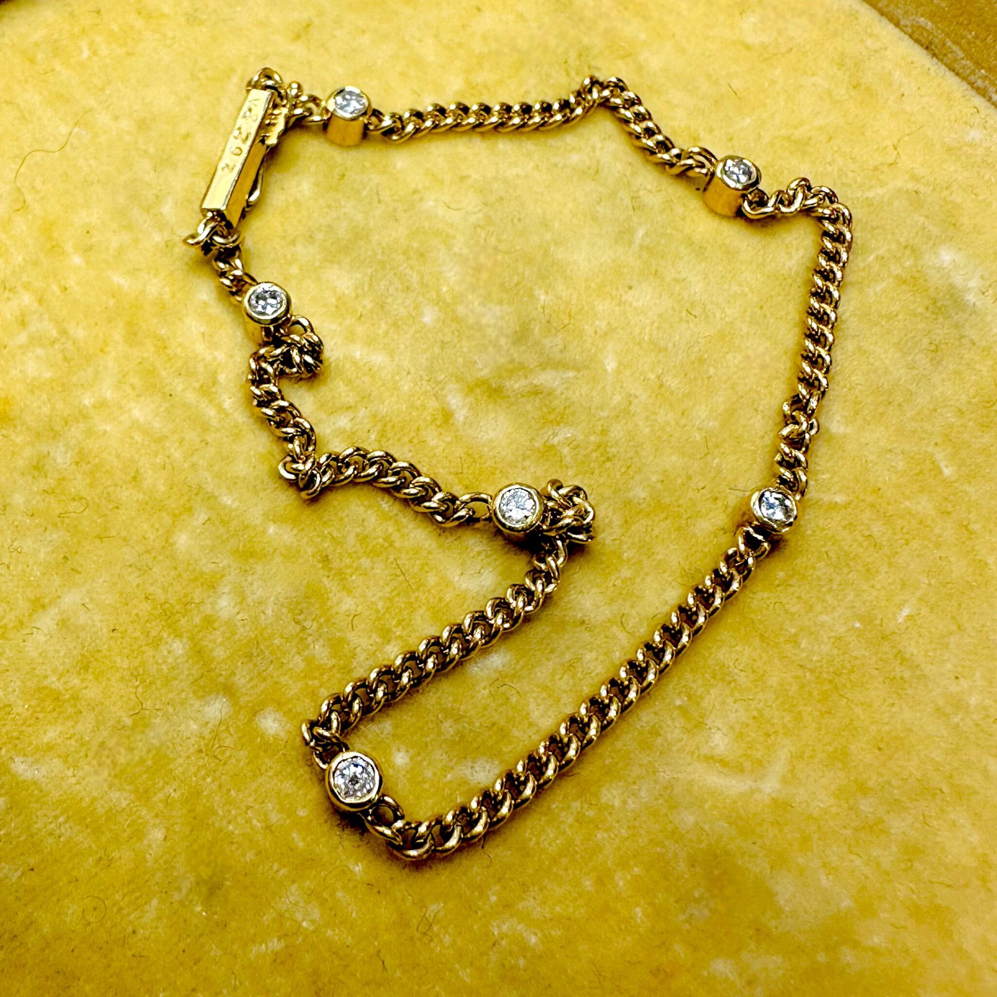 18ct Gold & Diamond Station Curb Link Bracelet – 7.5″ / 19cm, London 1978, displayed on antique box.