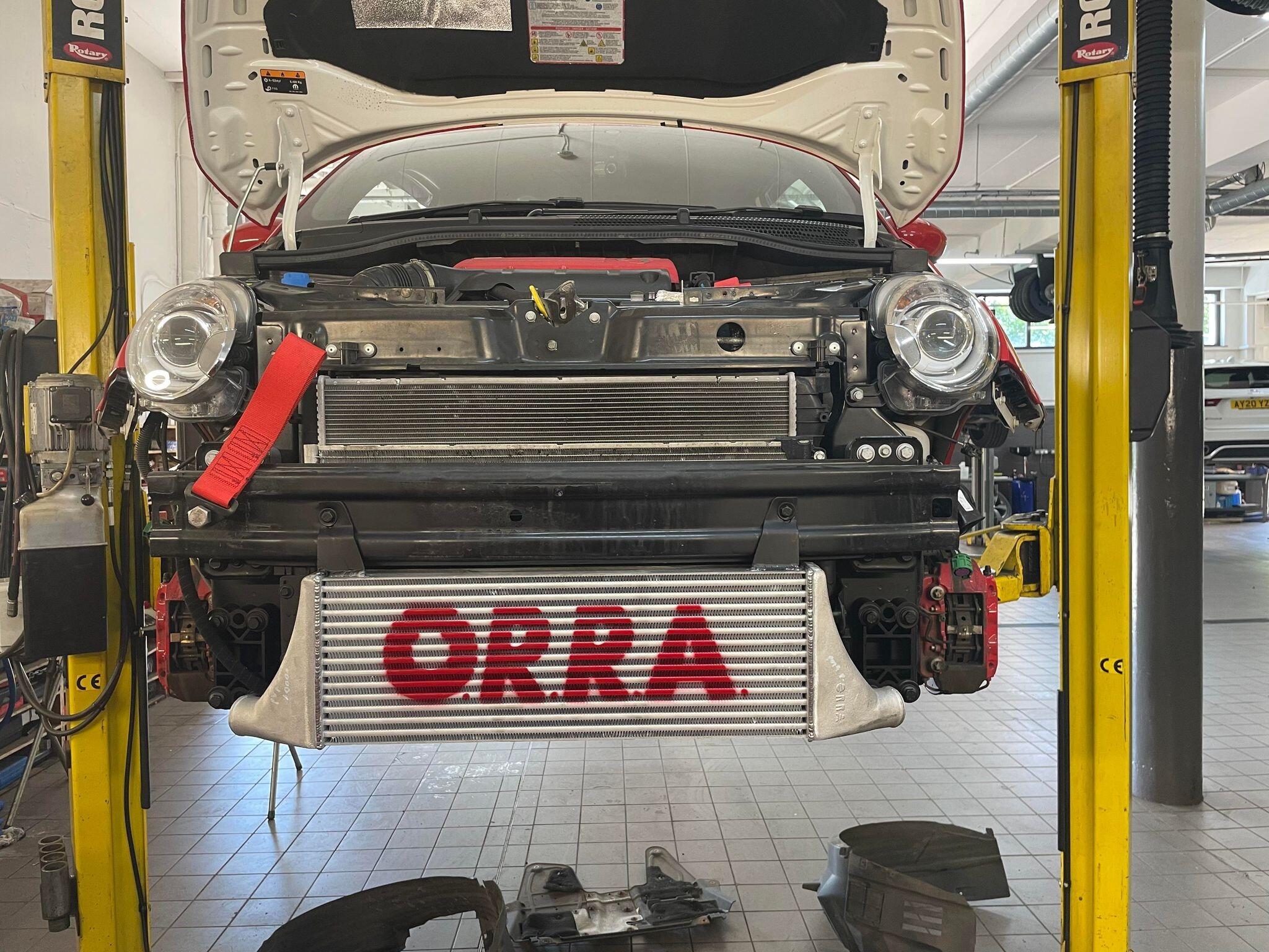 アバルト595 ORRA Racingインタークーラー