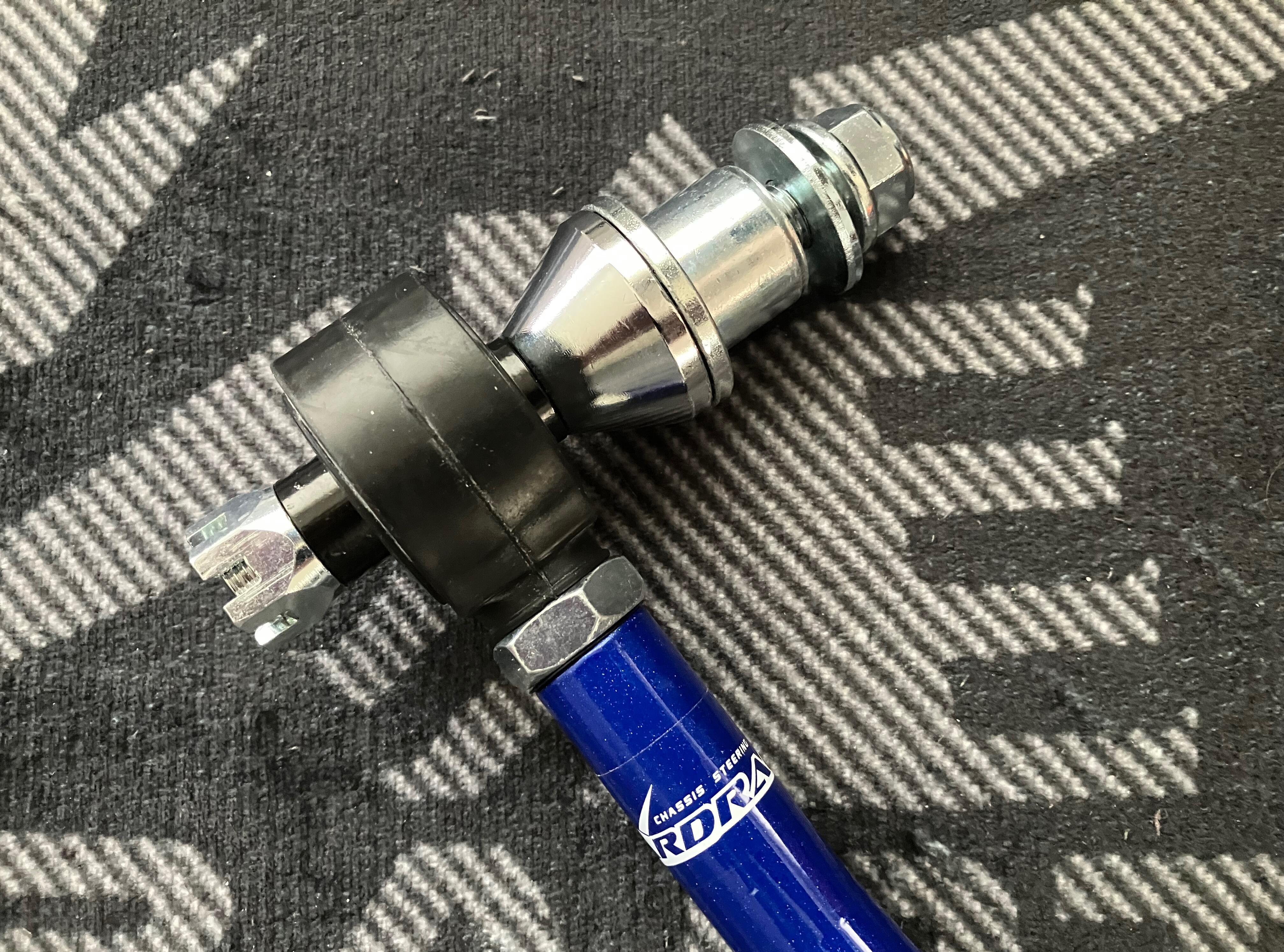 Hardrace Roll Centre Tie Rod Ends, 124/Spider. Left and Right