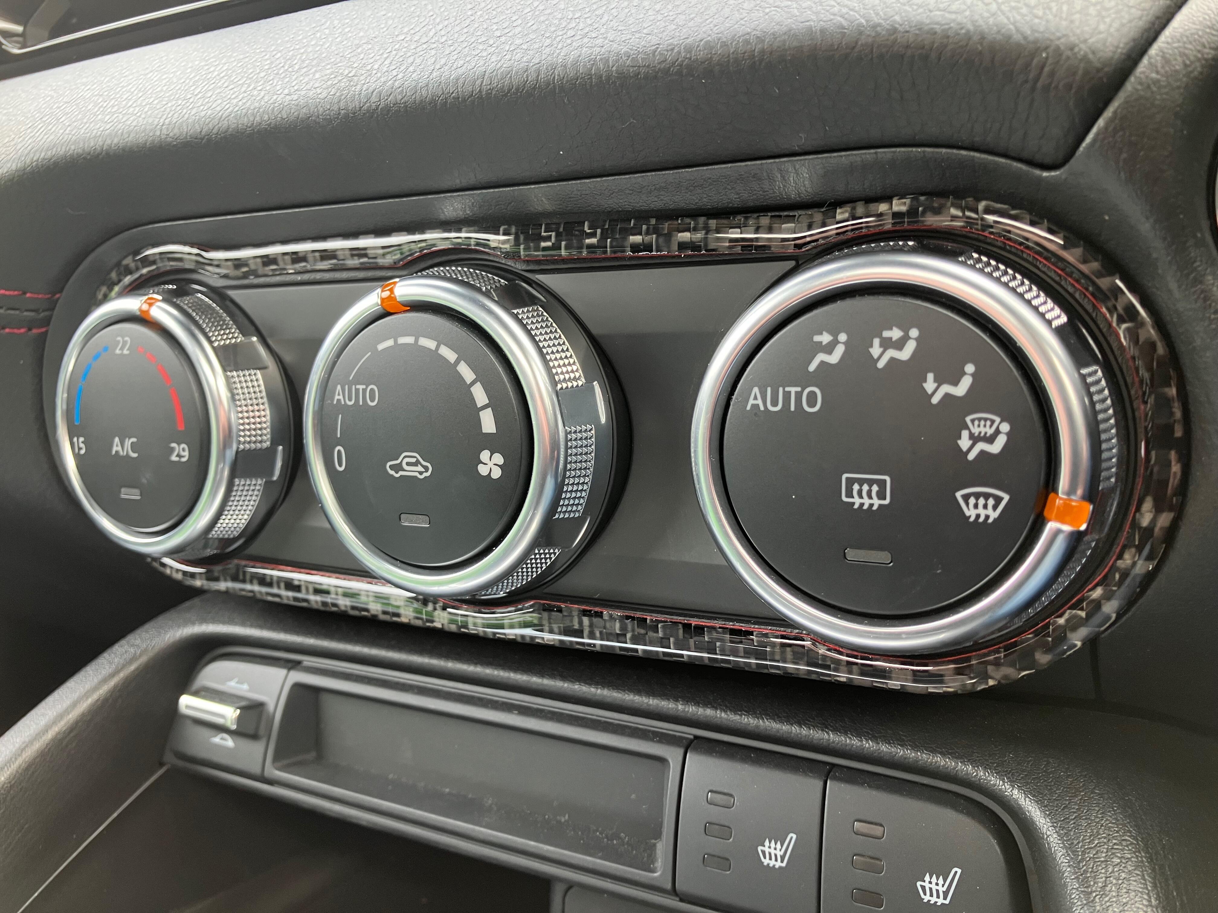 Enthused Genuine Carbon Fibre Gel 124/Spider Climate Panel. Free Delivery!