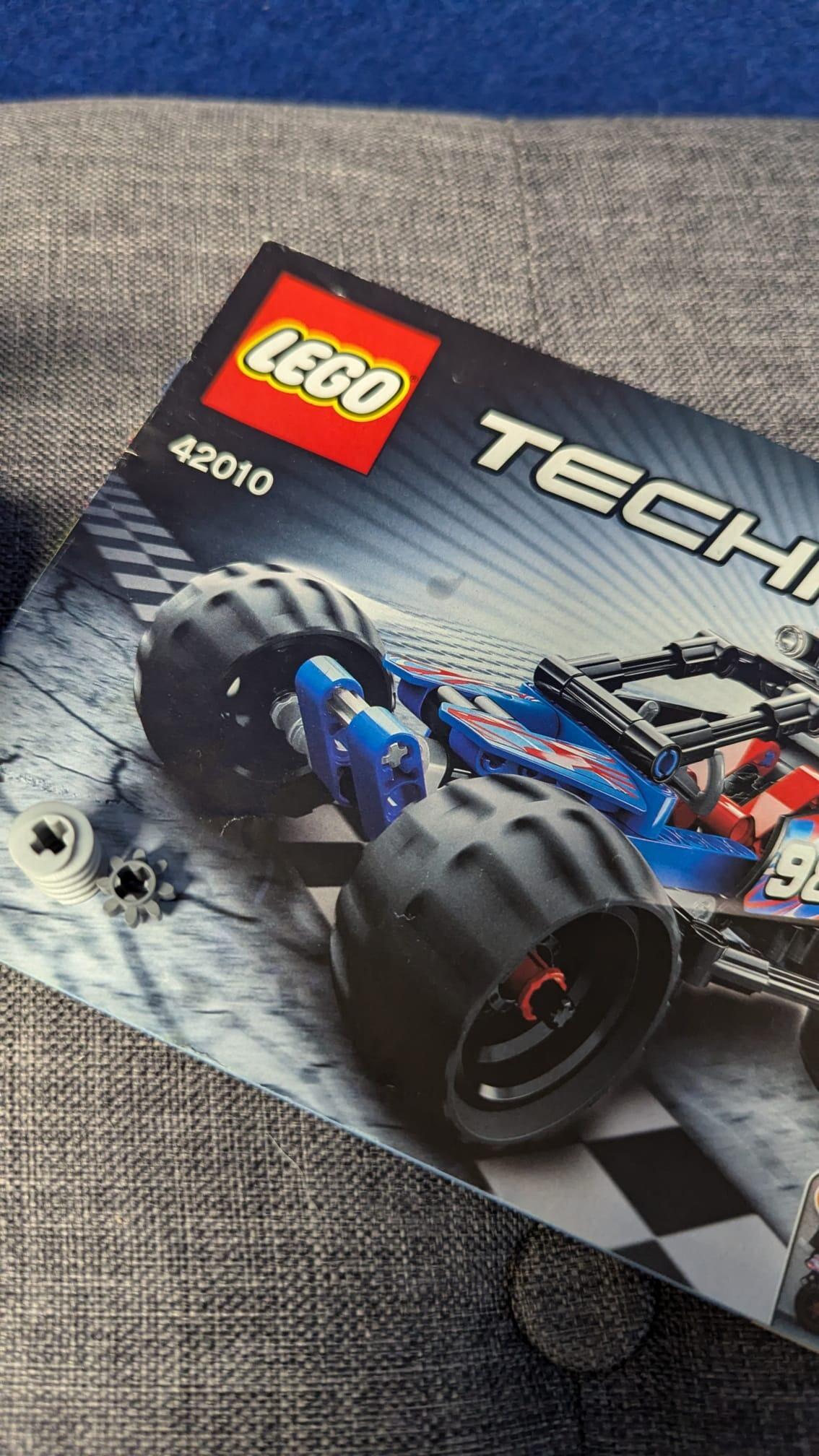 Lego technic 42010 hotsell