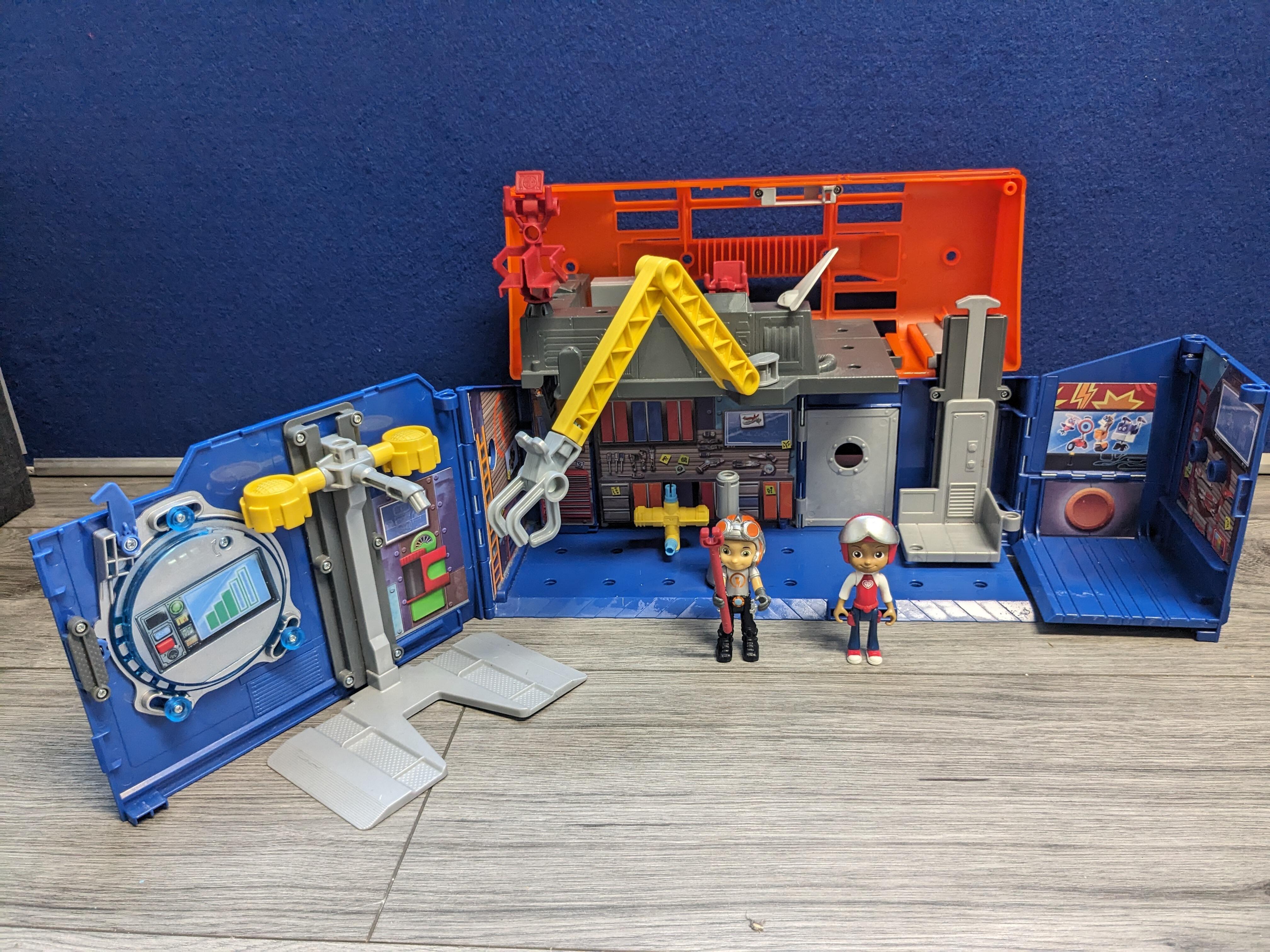 Rusty rivet lab deals playset