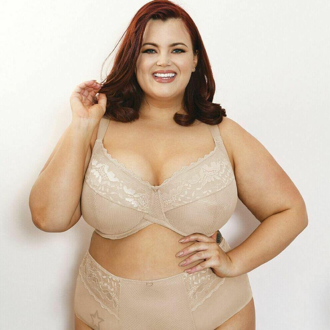 Curvy Kate Delightfull Latte Bra On Model