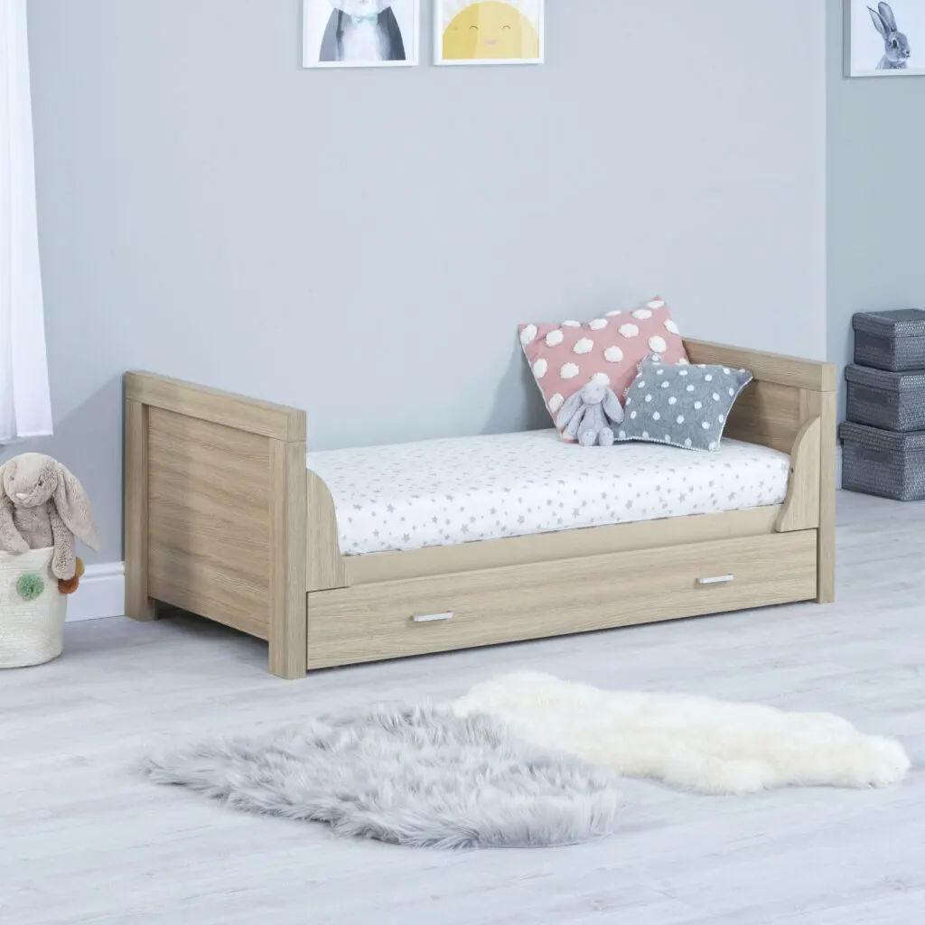 Babymore Luno Oak White toddler bed