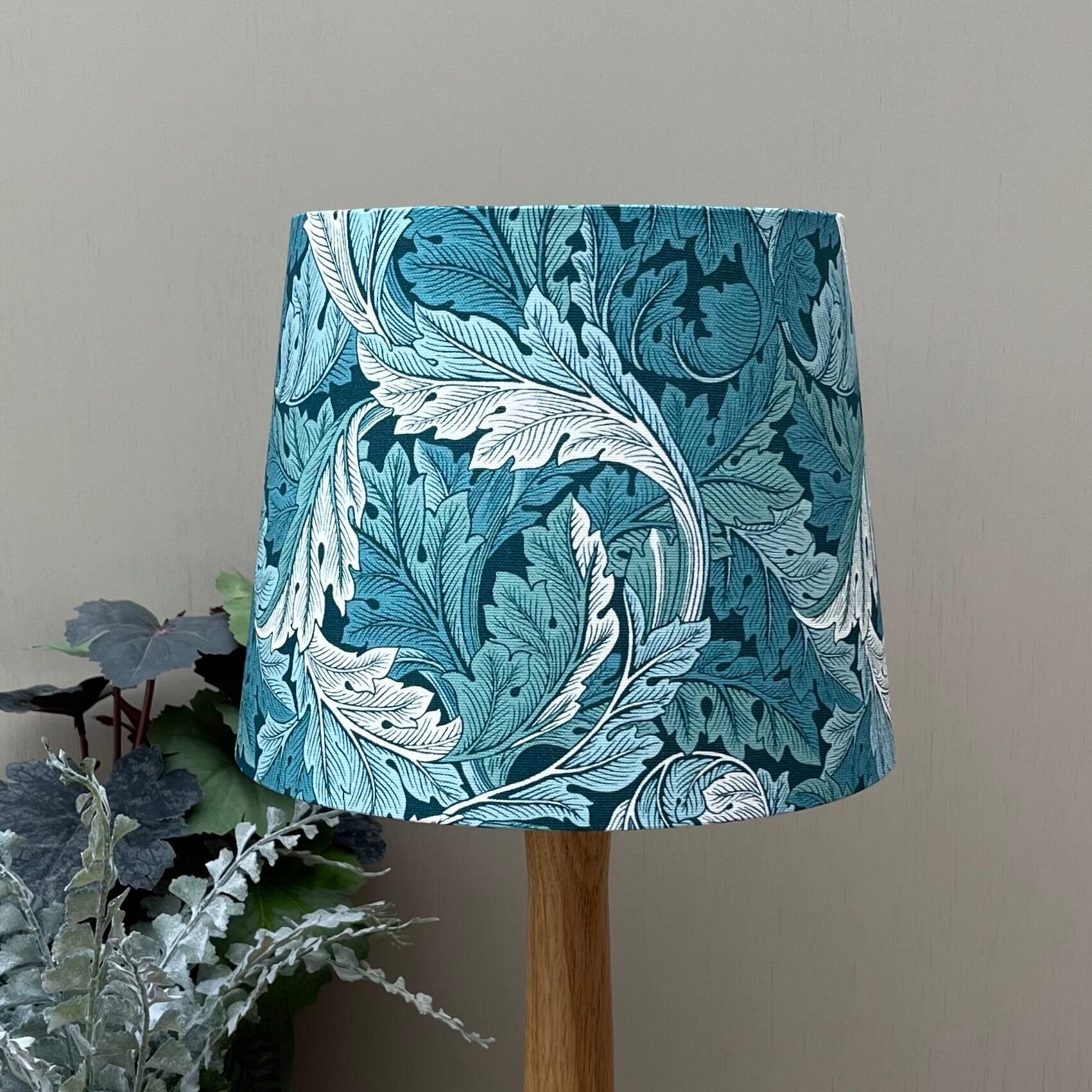 William Morris Lamp, William Morris Decor, shops Bird Lamp, Blue Table Lamp, Floral Lamp, Vintage Lamp, Botanical Lamp, Floral Bird, Art Lamp