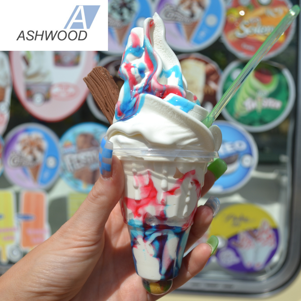 Why Plastic Screwball Cups Are Perfect for Ice Cream Vans & Mobilers