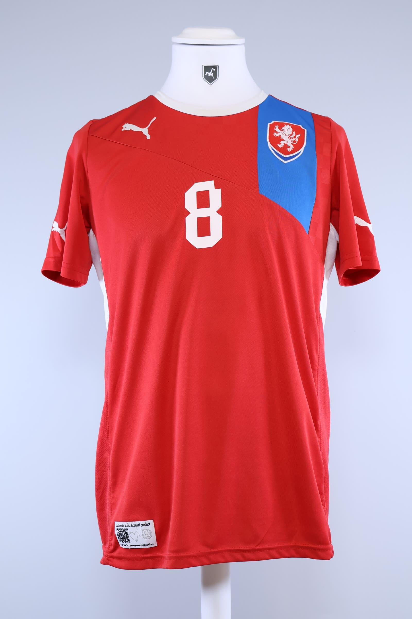 2012/13 - CZECH REPUBLIC - POBORSKY - #8 - HOME SHIRT - M