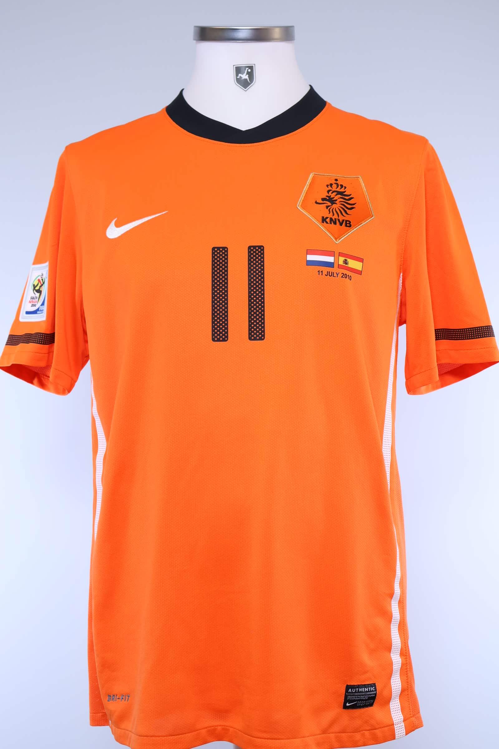 2010/12 - NETHERLANDS - ROBBEN - #11 - HOME SHIRT - M