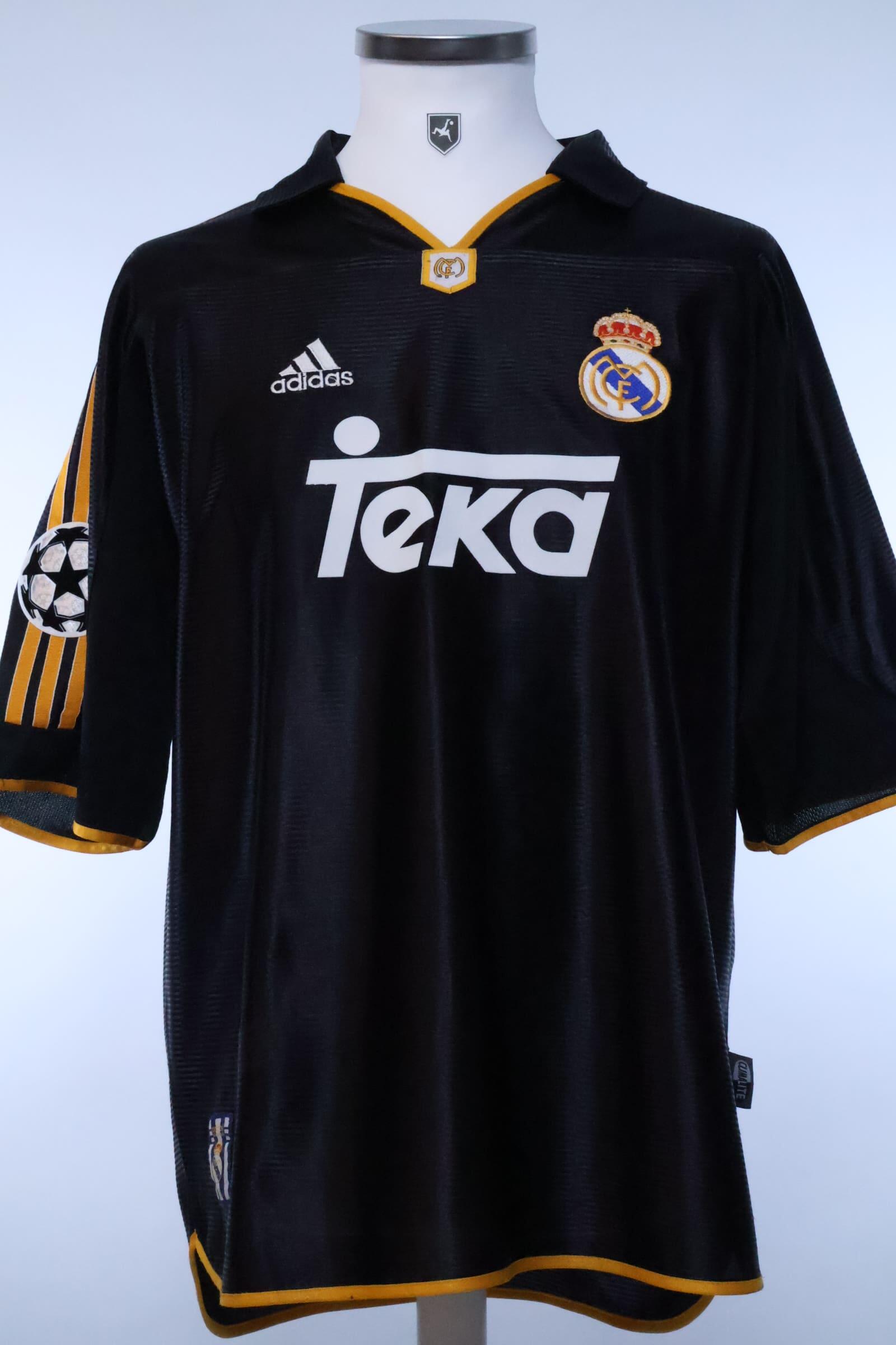 Real Madrid 1999/00 Redondo #6 Away Shirt - XL