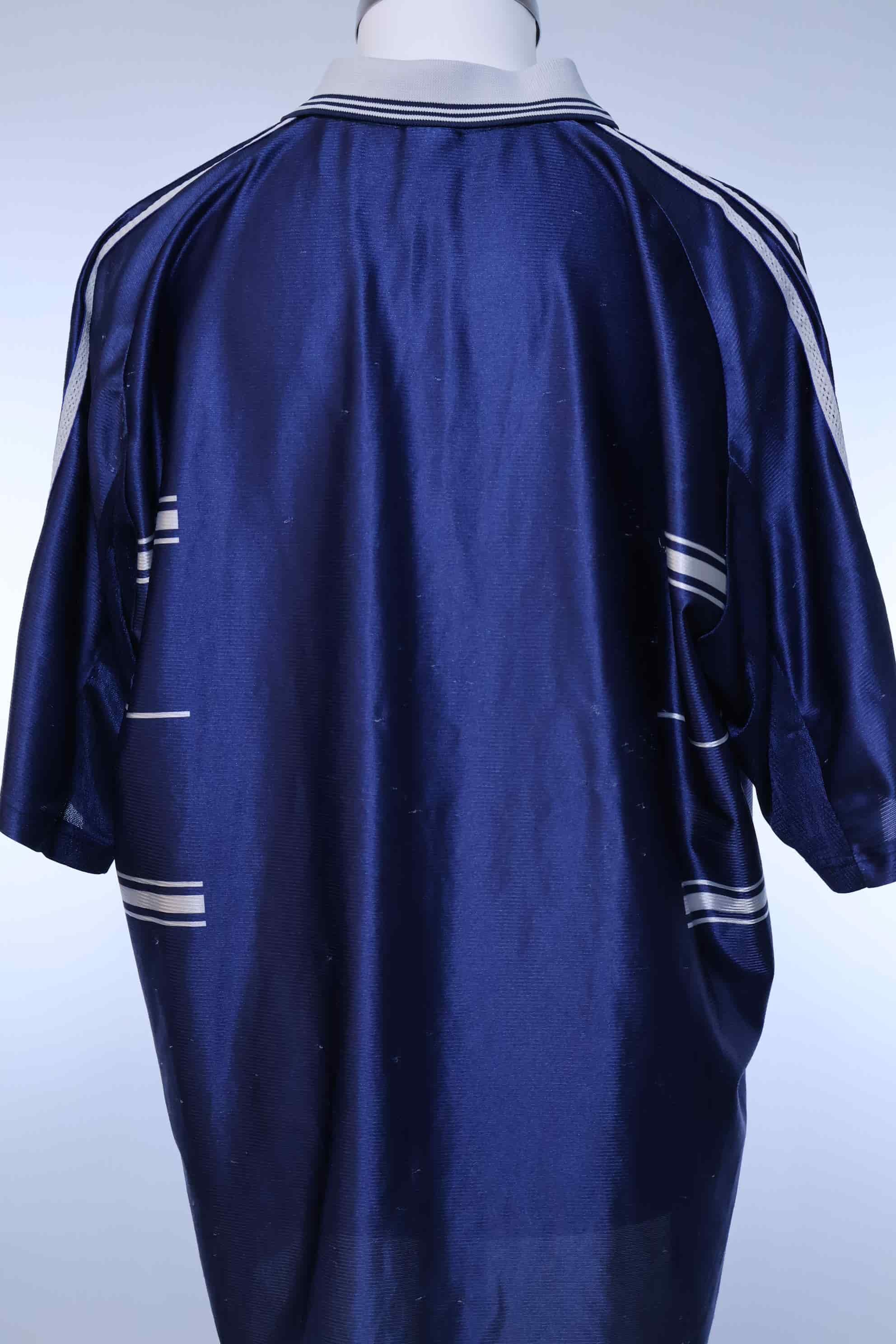 Real Madrid 1998/99 Away Shirt - XL