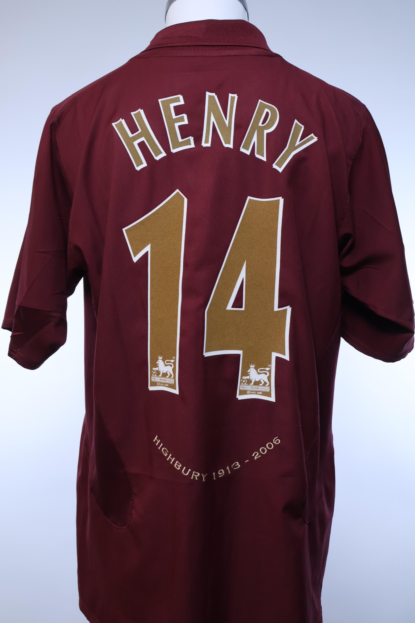 Arsenal Henry #14 2005/06 Home Shirt - L