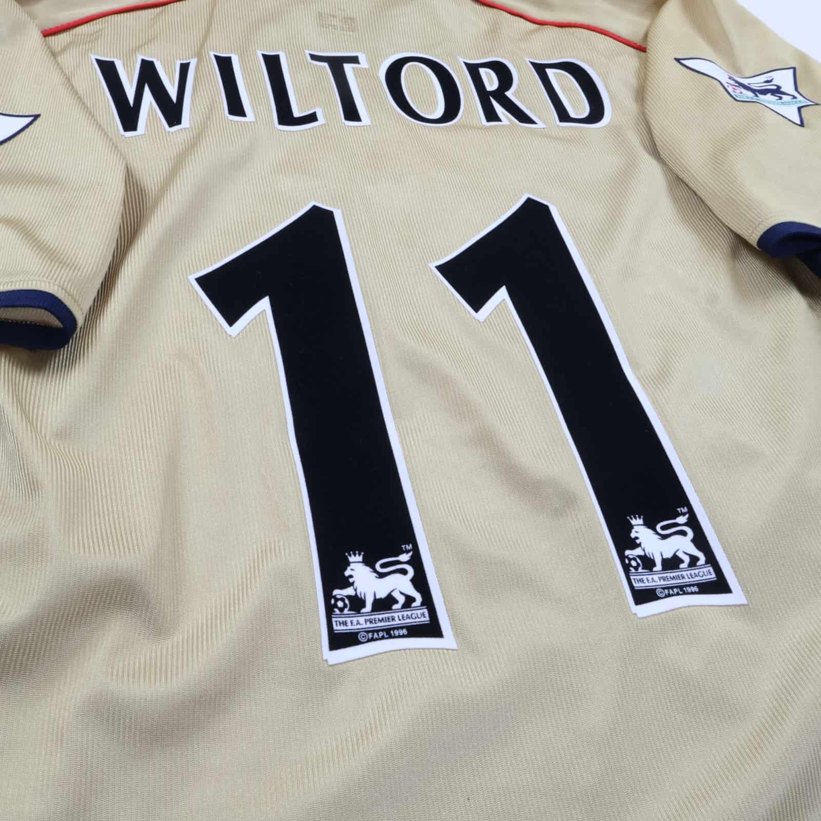 Arsenal Wiltord #11 2001/02 Away Shirt - XL