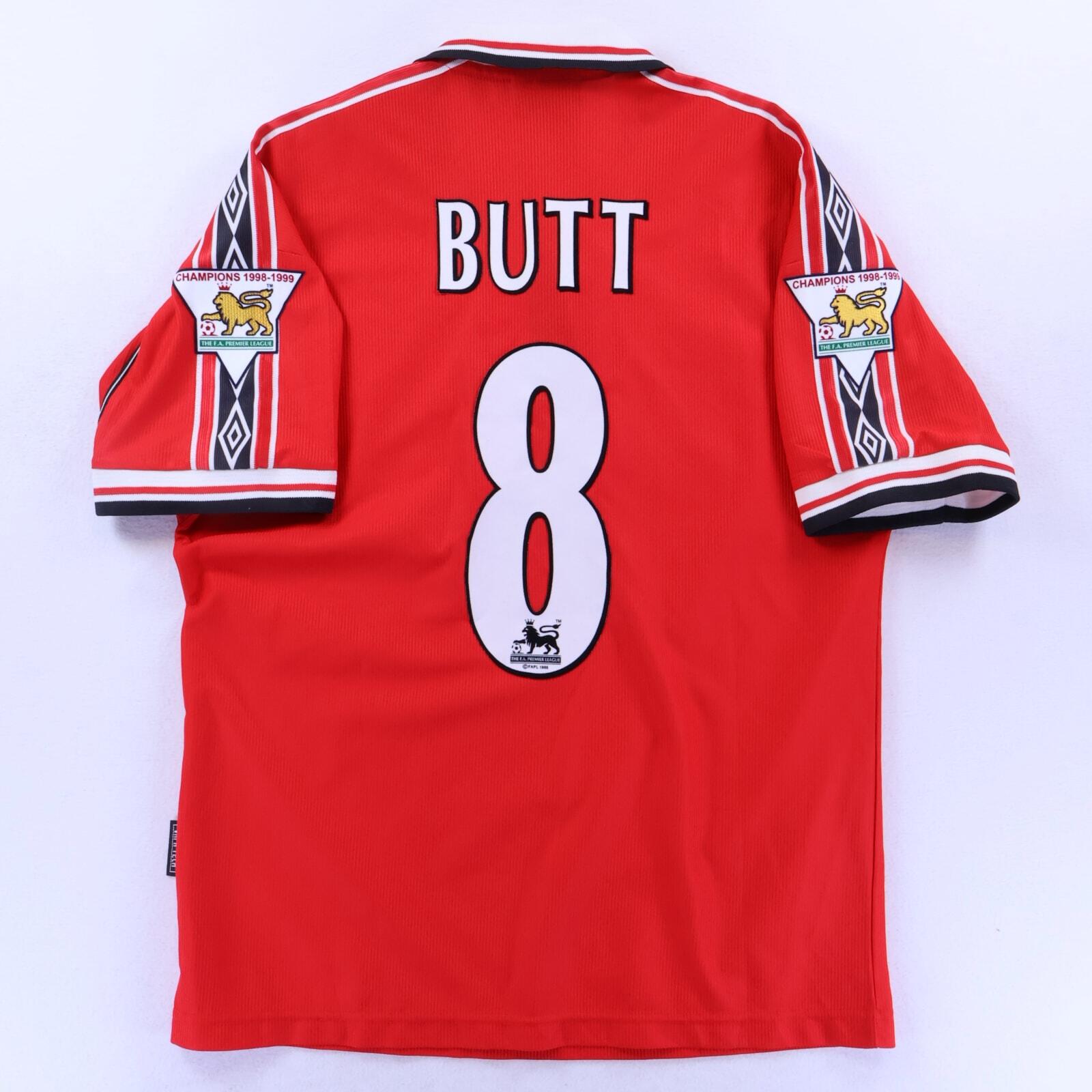 Manchester United Butt #8 1998/99 Home Shirt - M