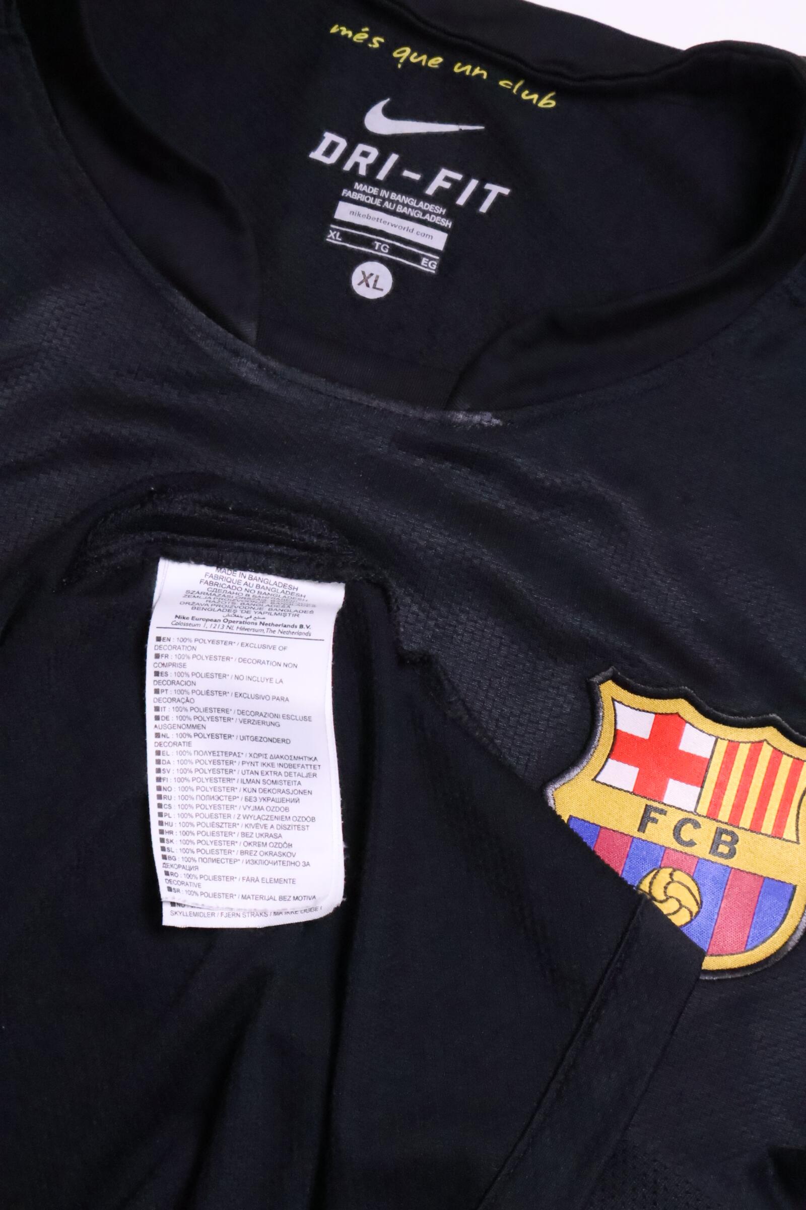 2011/12 - Barcelona - A. INIESTA - #8 - AWAY SHIRT - XL