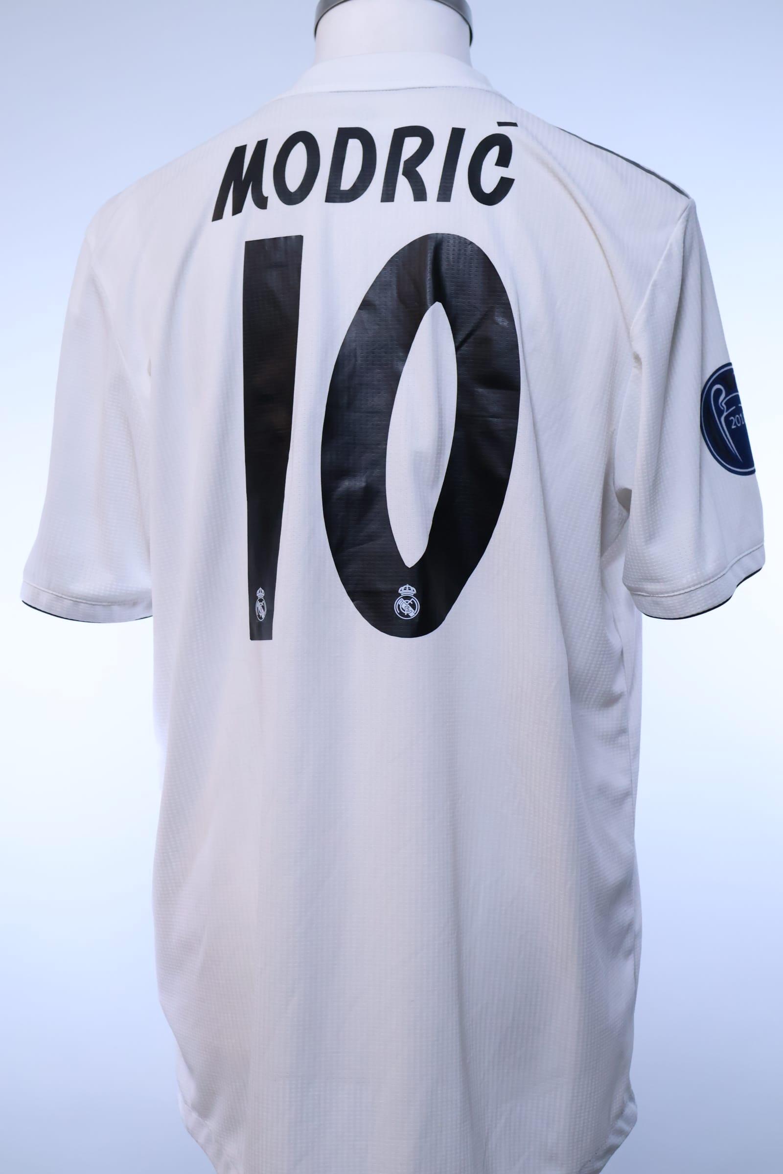 2018/19 - REAL MADRID - MODRIĆ - #10 - HOME SHIRT - PLAYER ISSUE - XL
