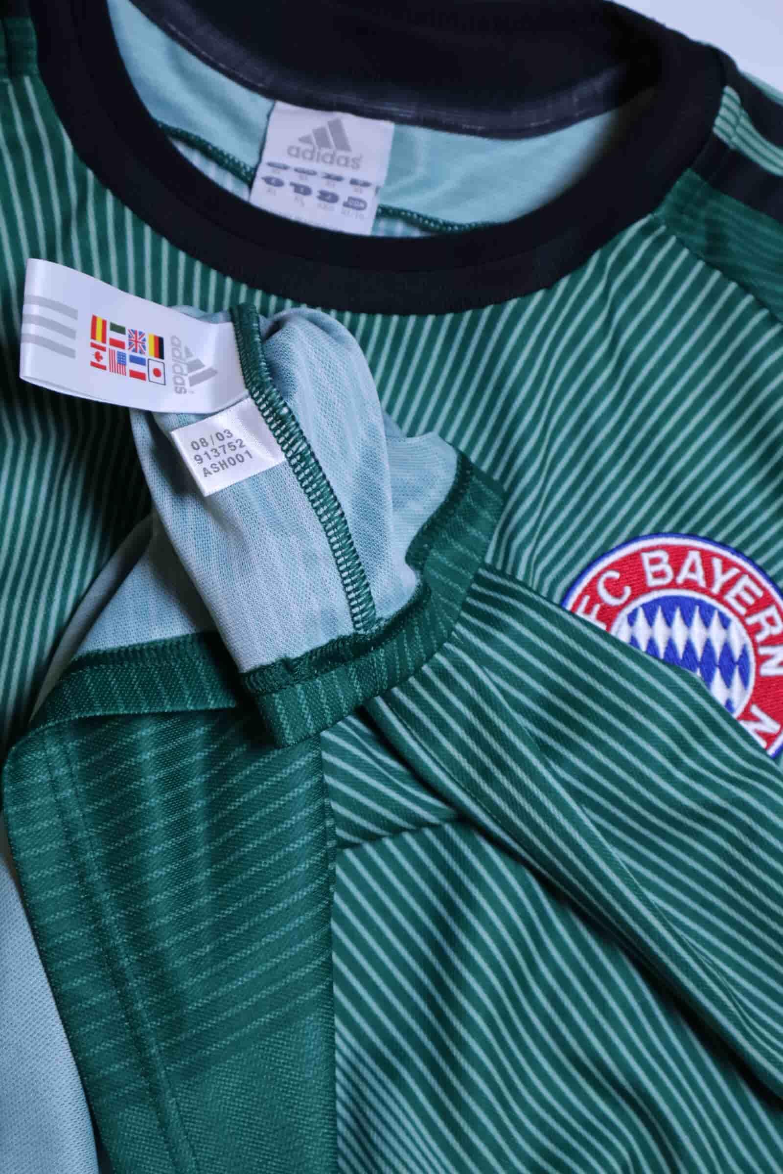 Bayern Munich Kahn #1 2003/04 Goalkeeper Shirt - XL