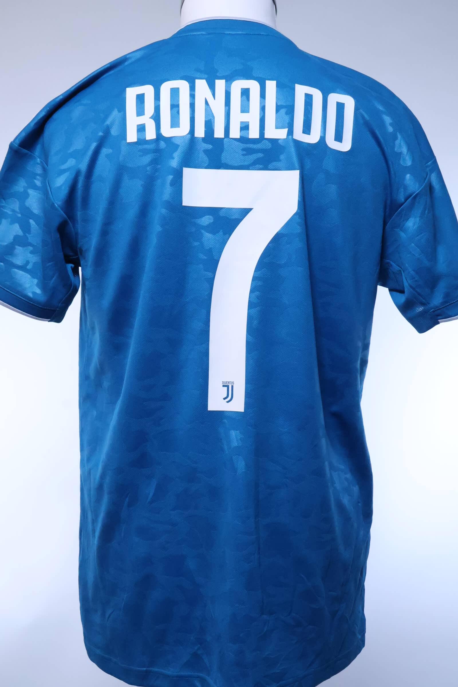 Juventus Ronaldo #7 2019/20 Third Shirt - M