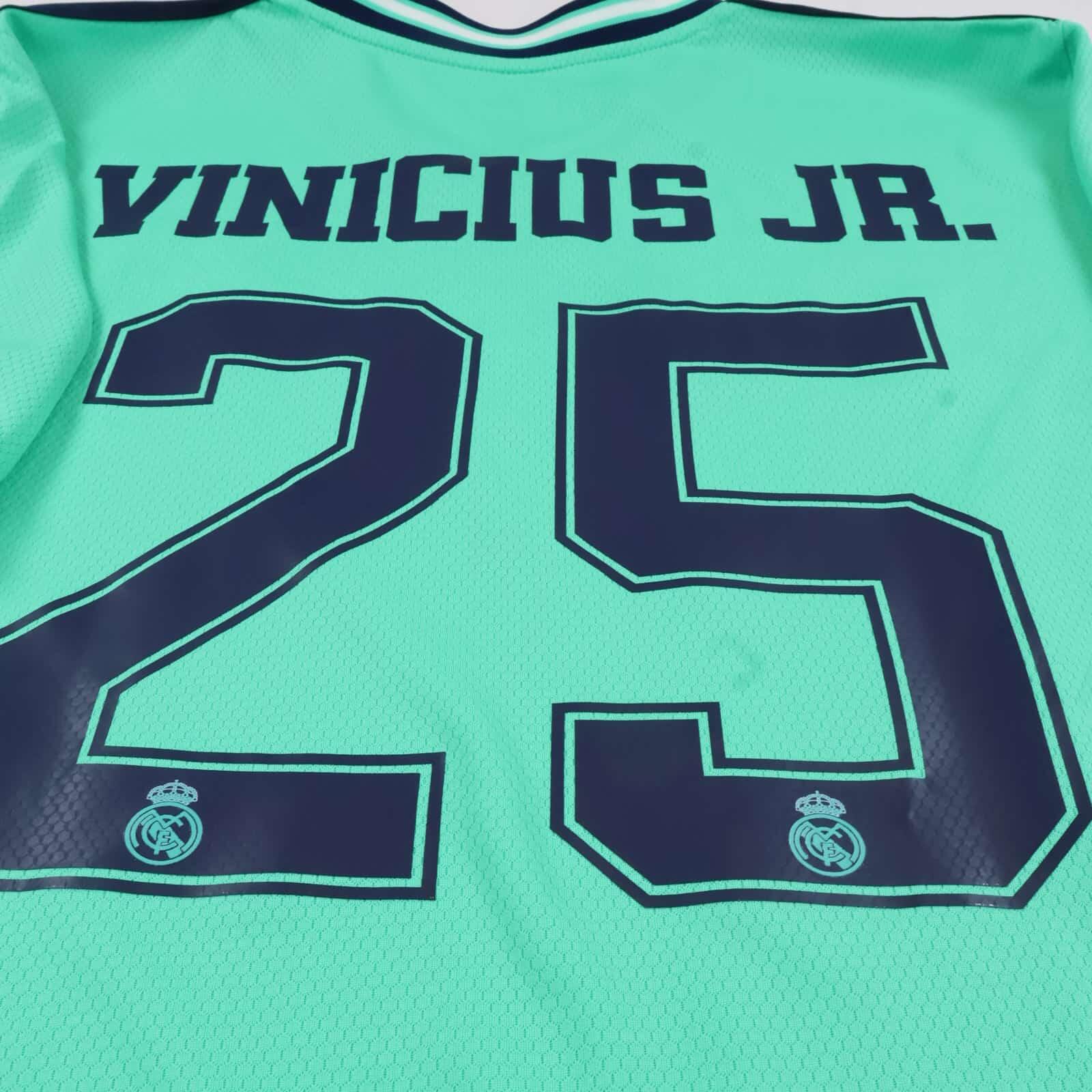 Real Madrid Vinicius Jr #25 2019/20 Third Shirt - XL