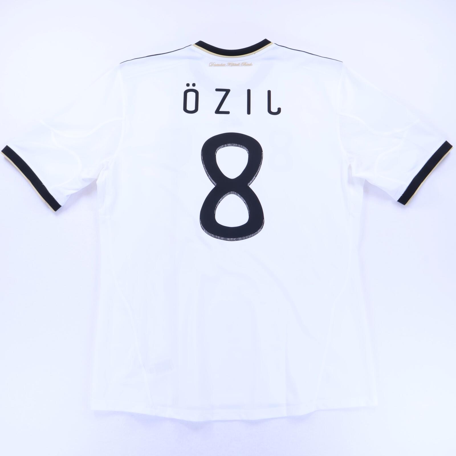 Germany Ozil #8 2010/11 Home Shirt - XL
