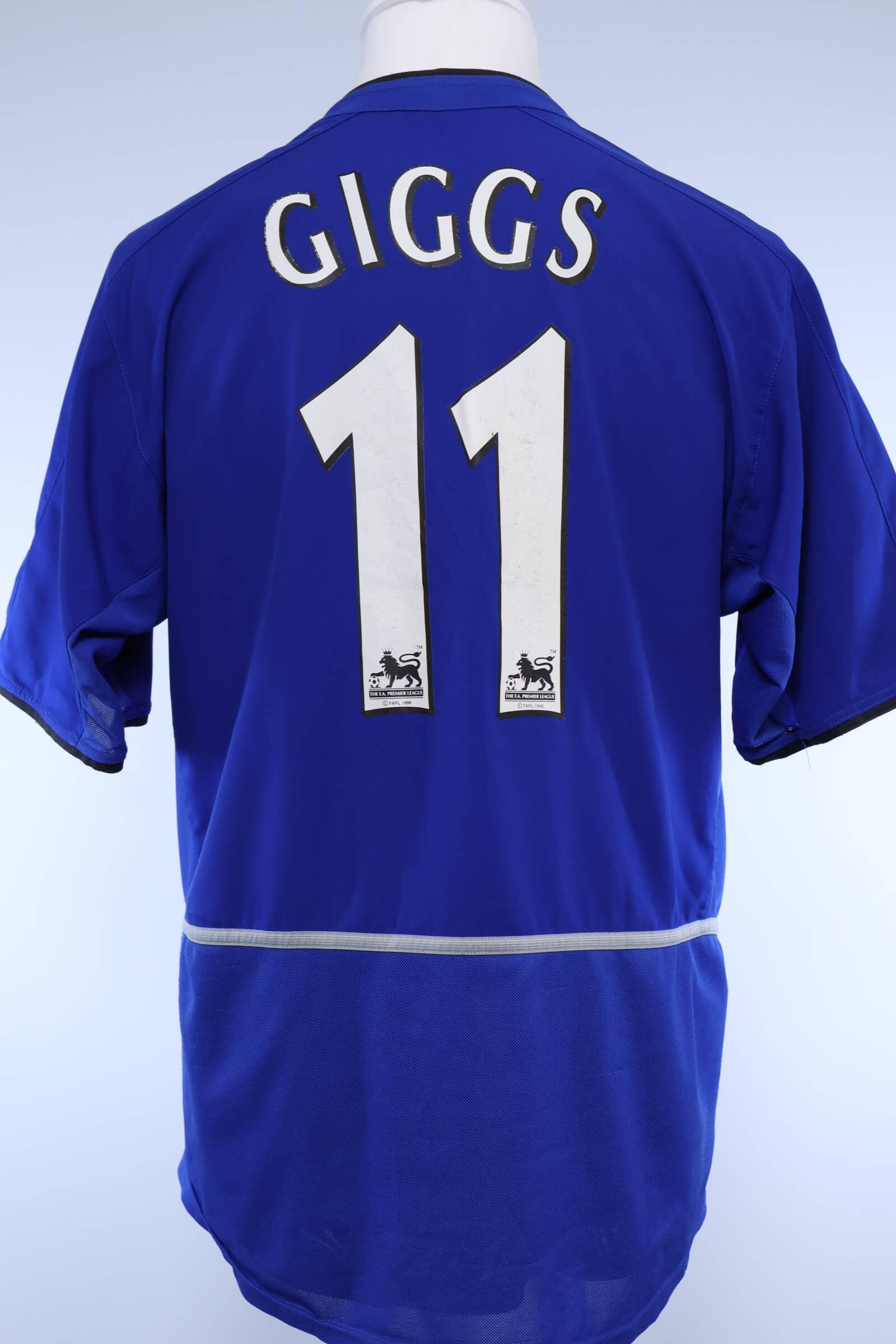 2002/03 - MANCHESTER UNITED - GIGGS - #11 - THIRD SHIRT - M