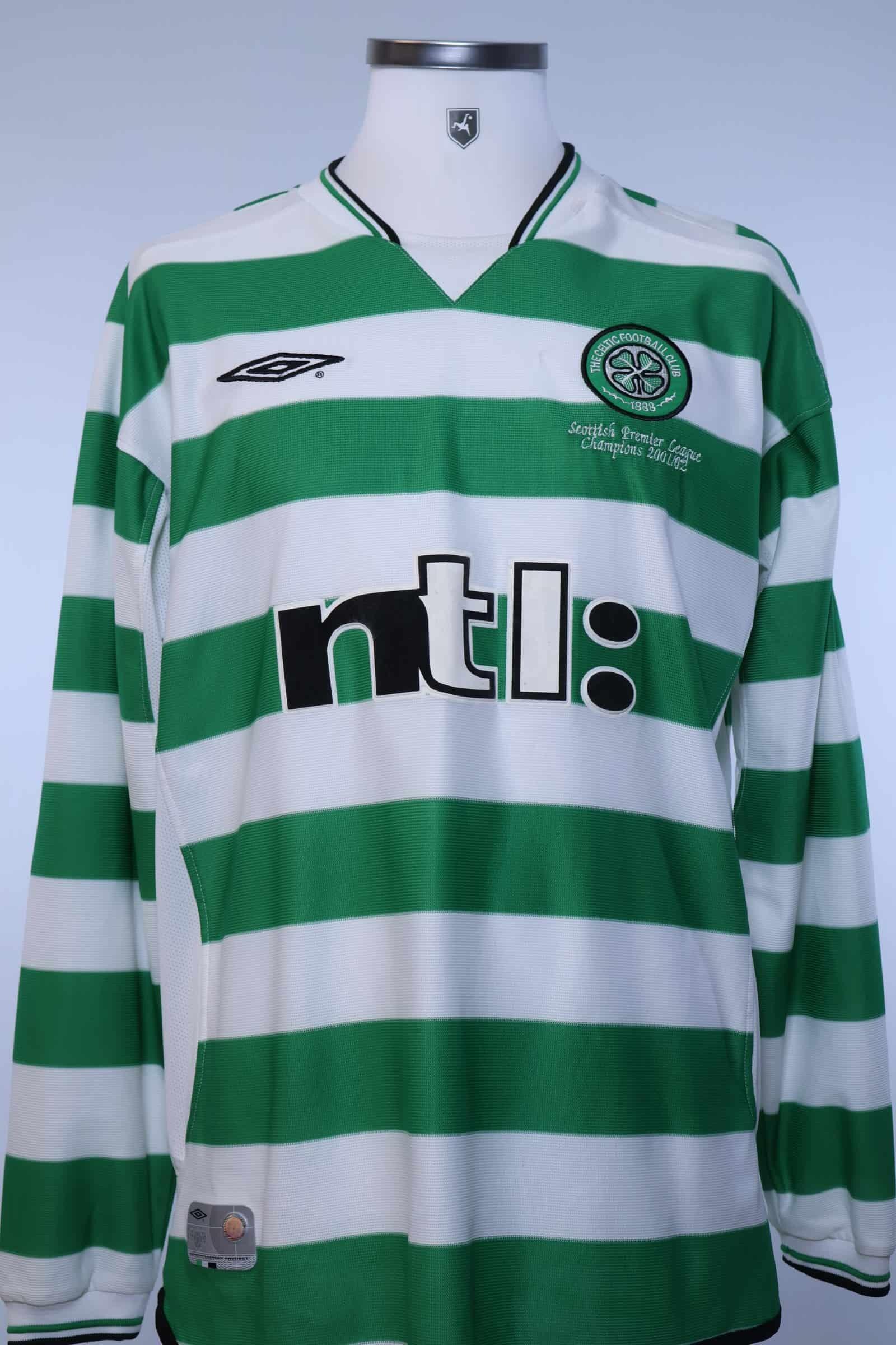2001/03 - CELTIC F.C - LARSSON - #7 - HOME SHIRT - L