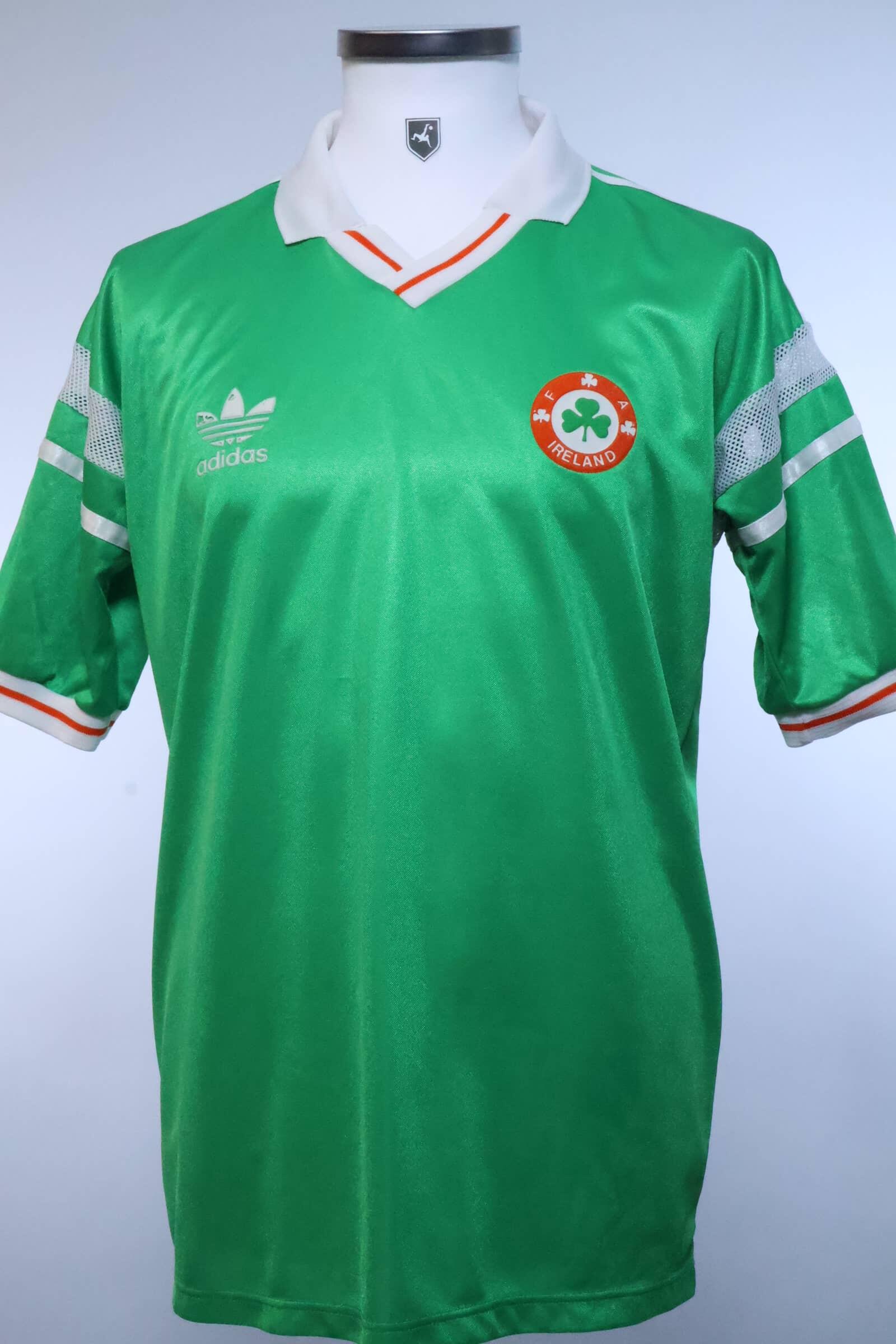 Republic Of Ireland 1988/90 Home Shirt - L- FRONT