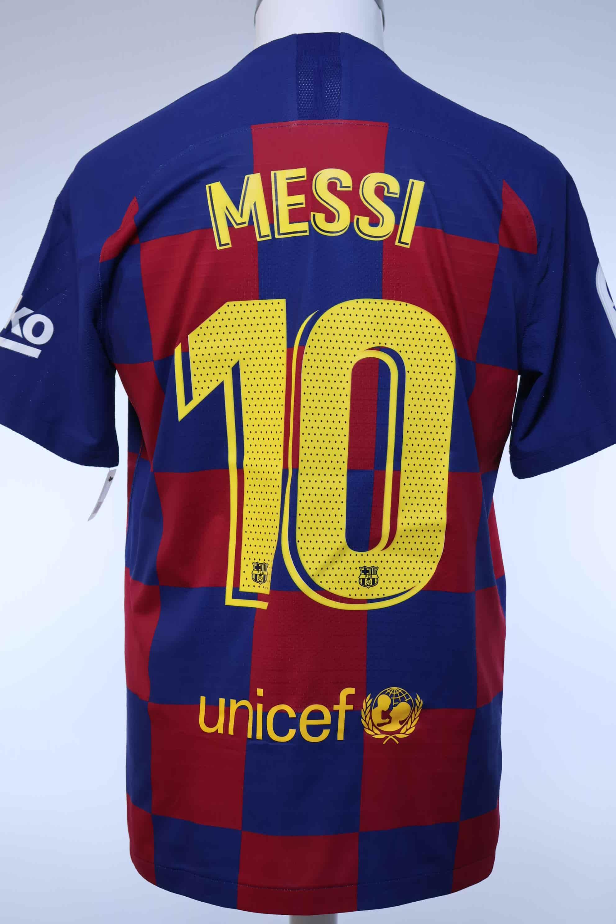 United States Of America 2002/03 Donovan #21 Home Shirt - L