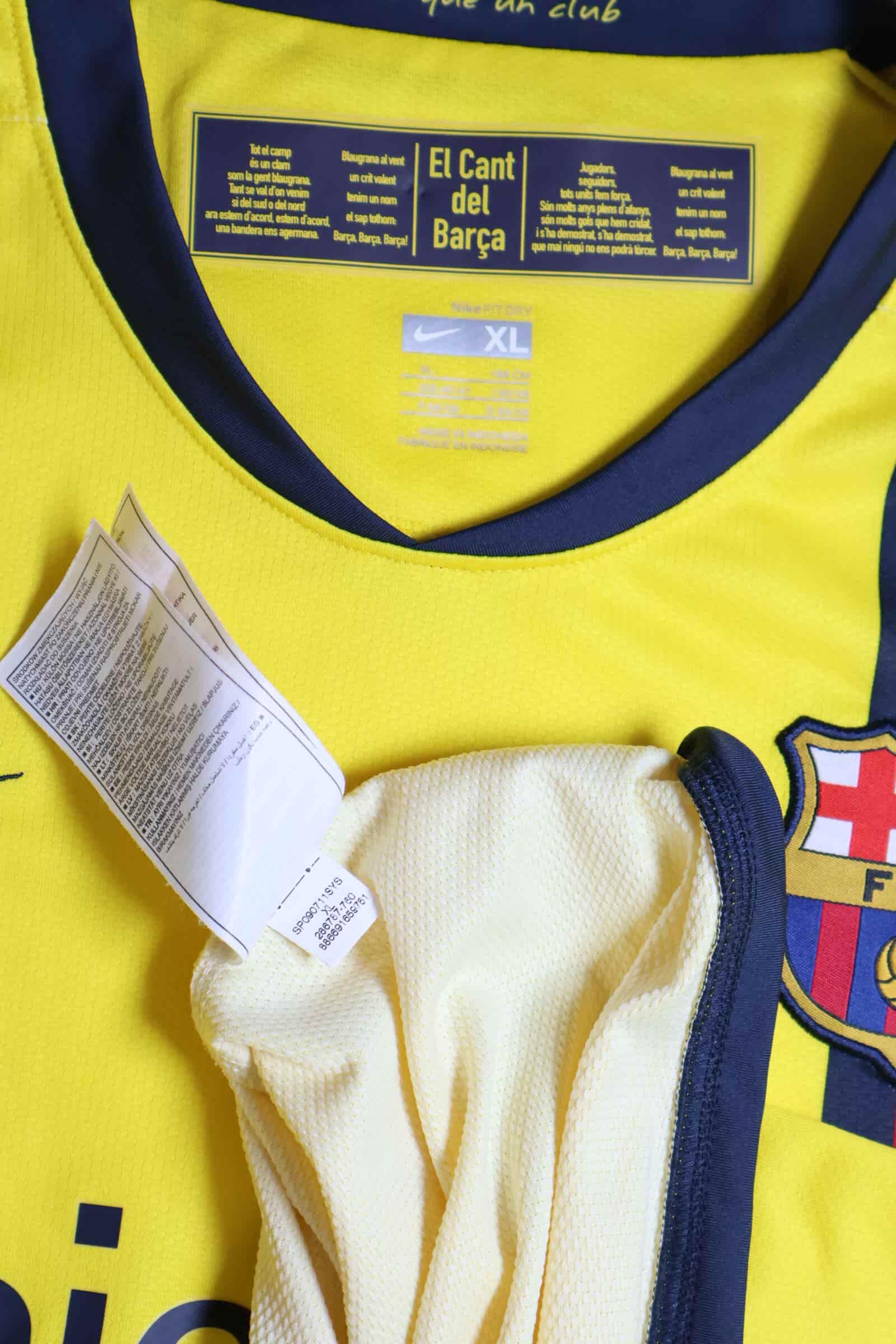 Barcelona 2008/09 Away Shirt - XL