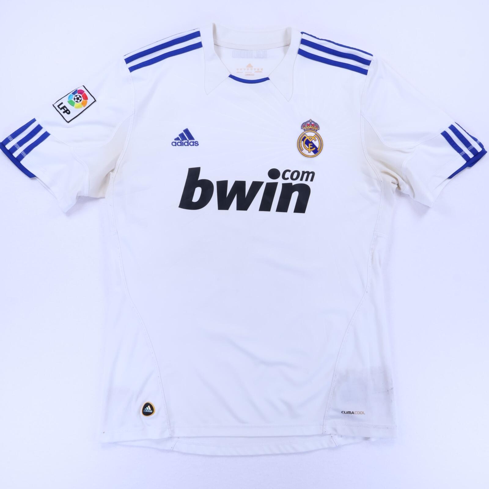 Real Madrid 2010/11 Home Shirt - L