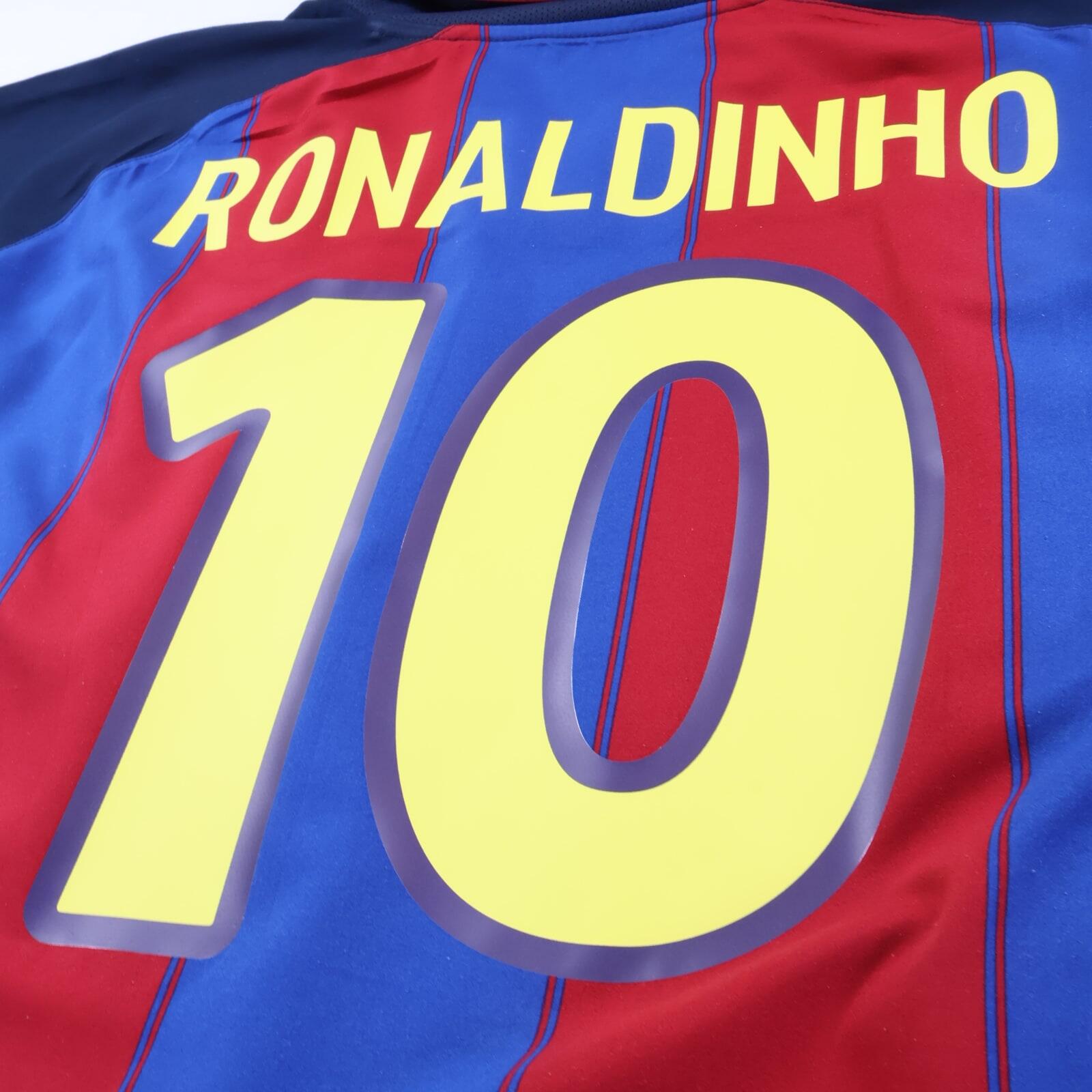 Barcelona Ronaldinho #10 2003/04 Home Shirt - XL