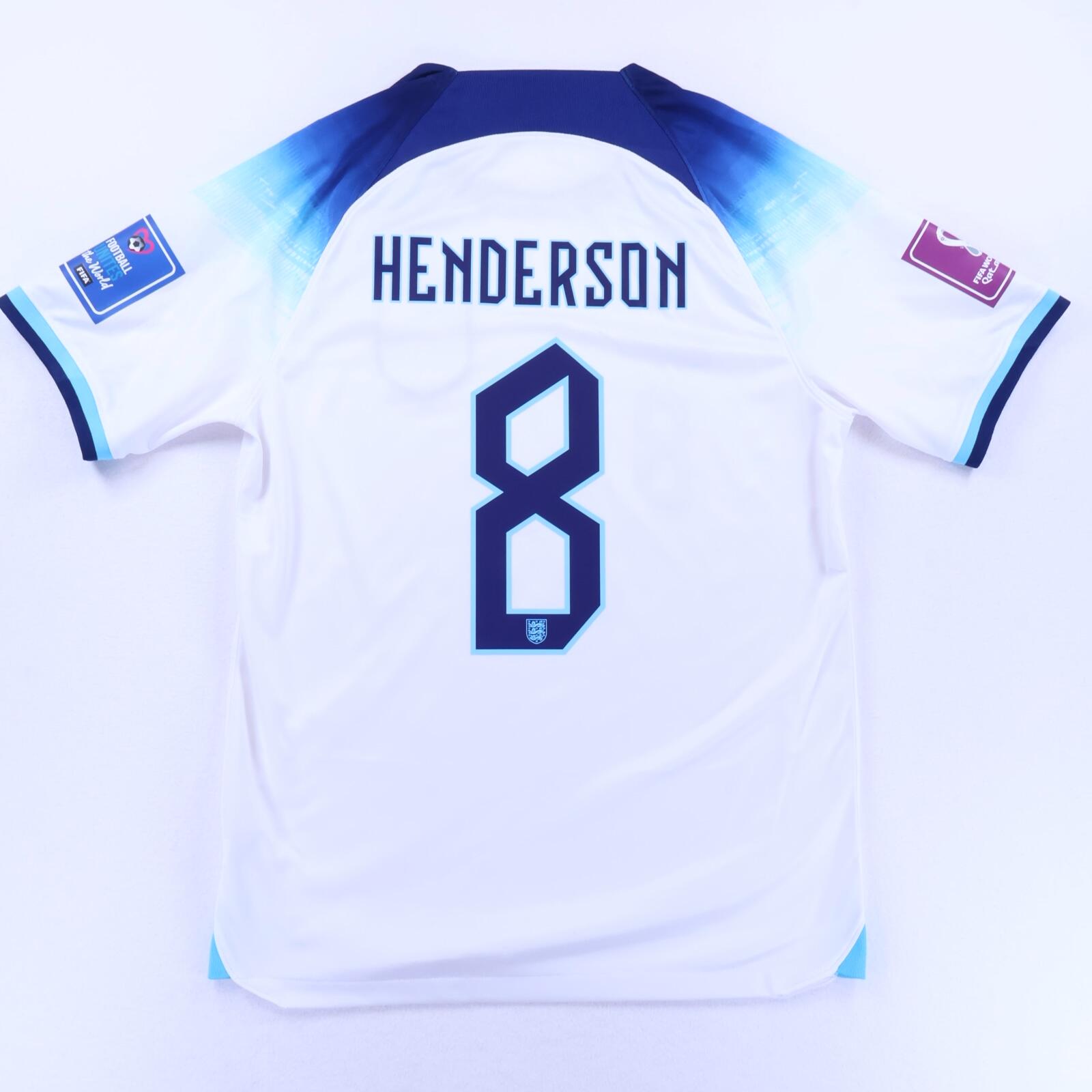 England Henderson #8 2022/23 Home Shirt - M- FRONT