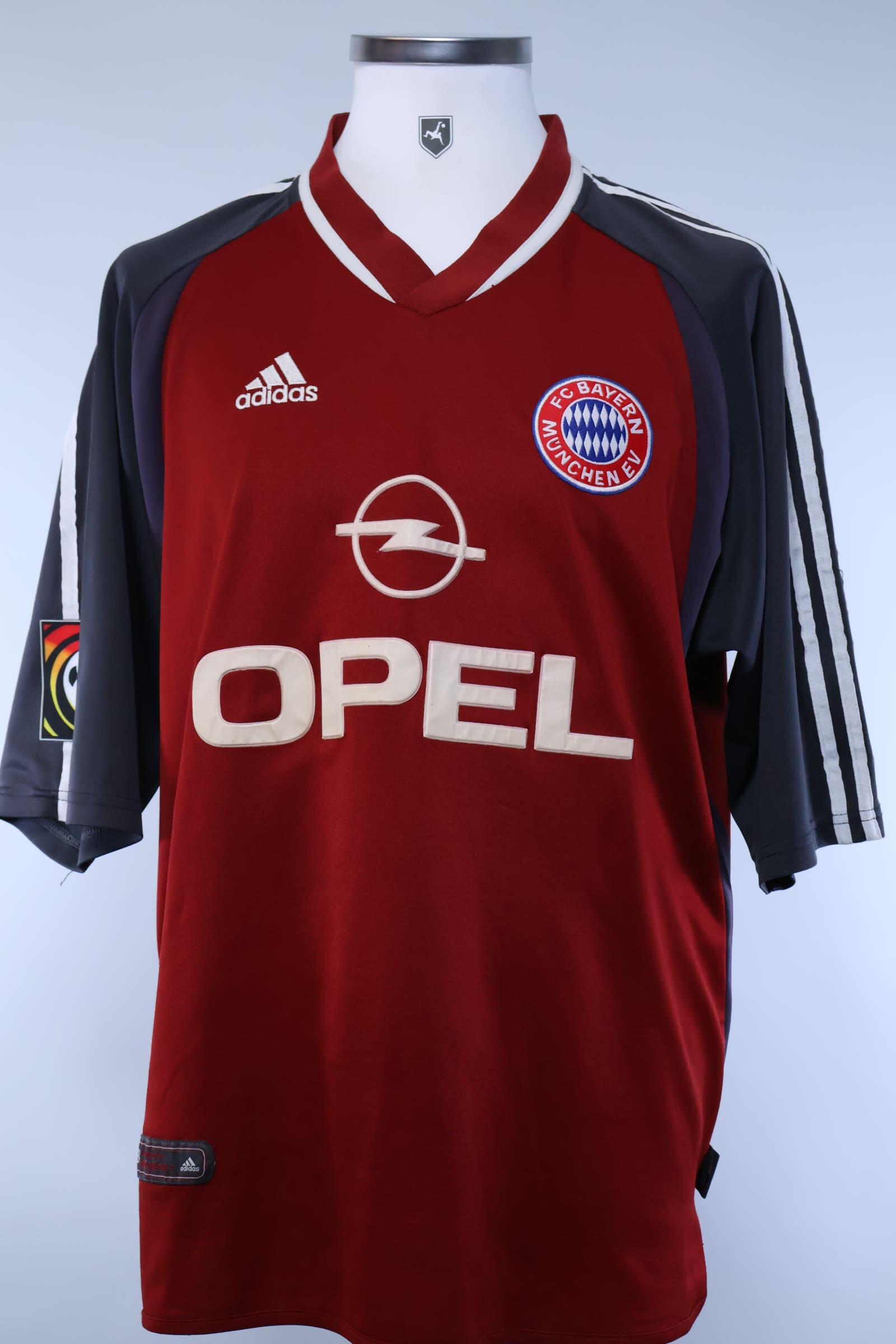 2001/02 - BAYERN MUNICH - SANTA CRUZ - #24 - HOME SHIRT - XL