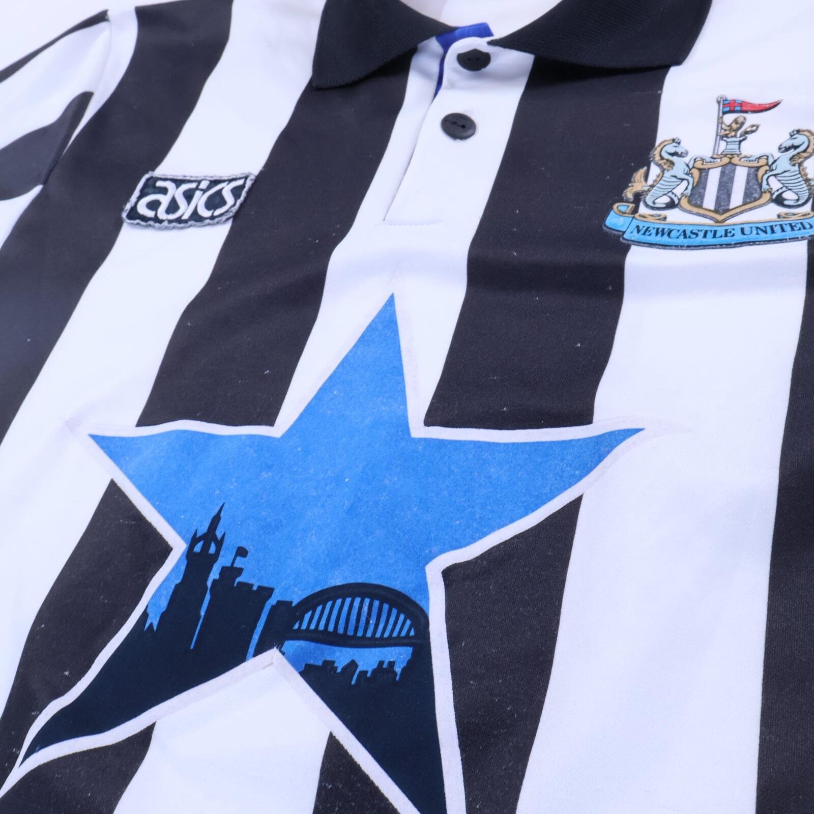 Newcastle United 1993/95 Home Shirt - M