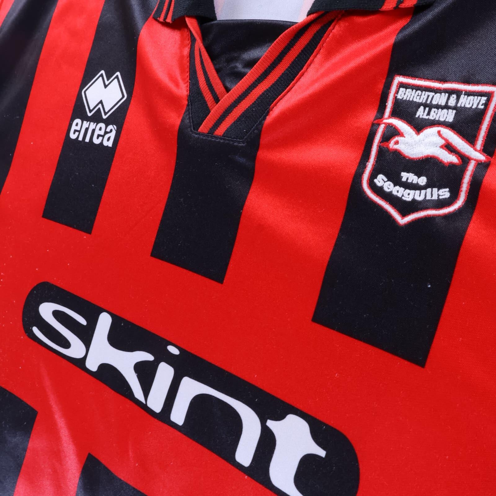 Brighton & Hove Albion F.C 1999/00 Away Shirt - M