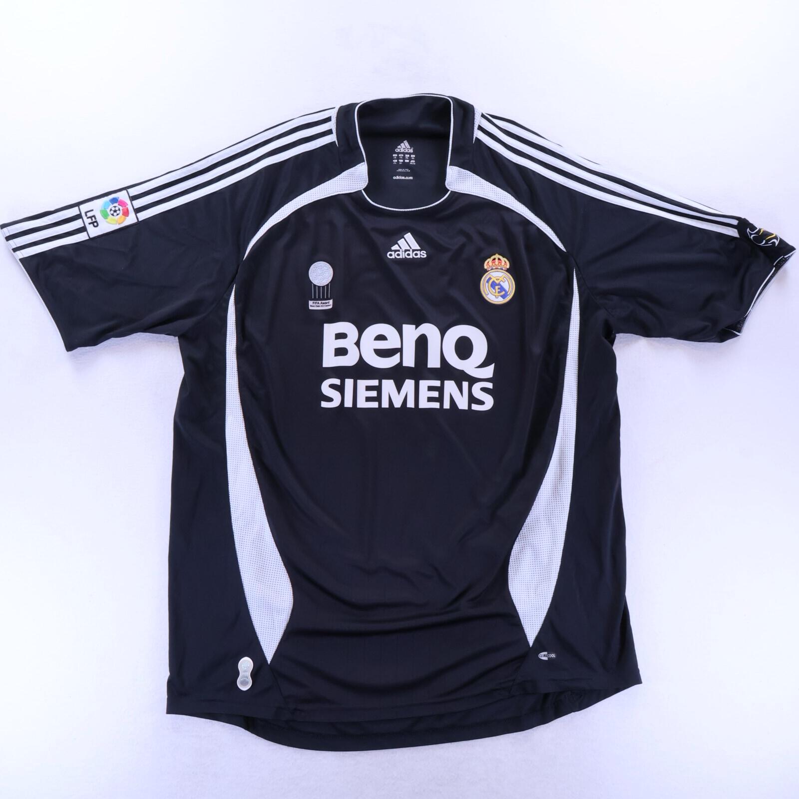 Real Madrid V. Nistelrooy #17 2006/07 Away Shirt - 2XL