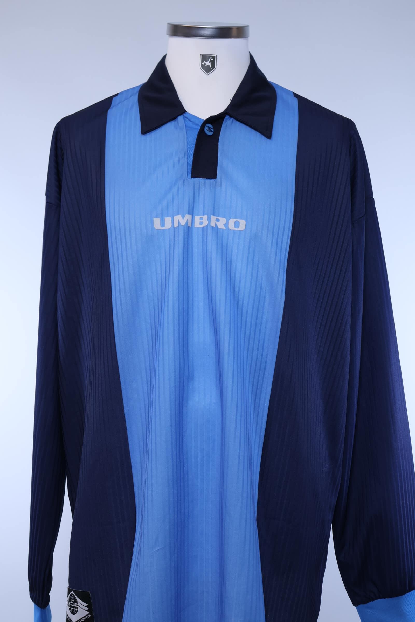 UMBRO LONG SLEEVE SHIRT - XL
