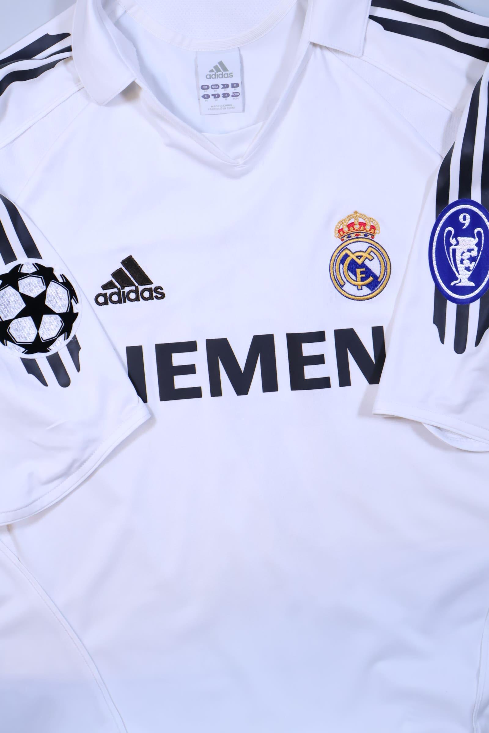 2005/06 - REAL MADRID - RONALDO - #9 - HOME SHIRT - M