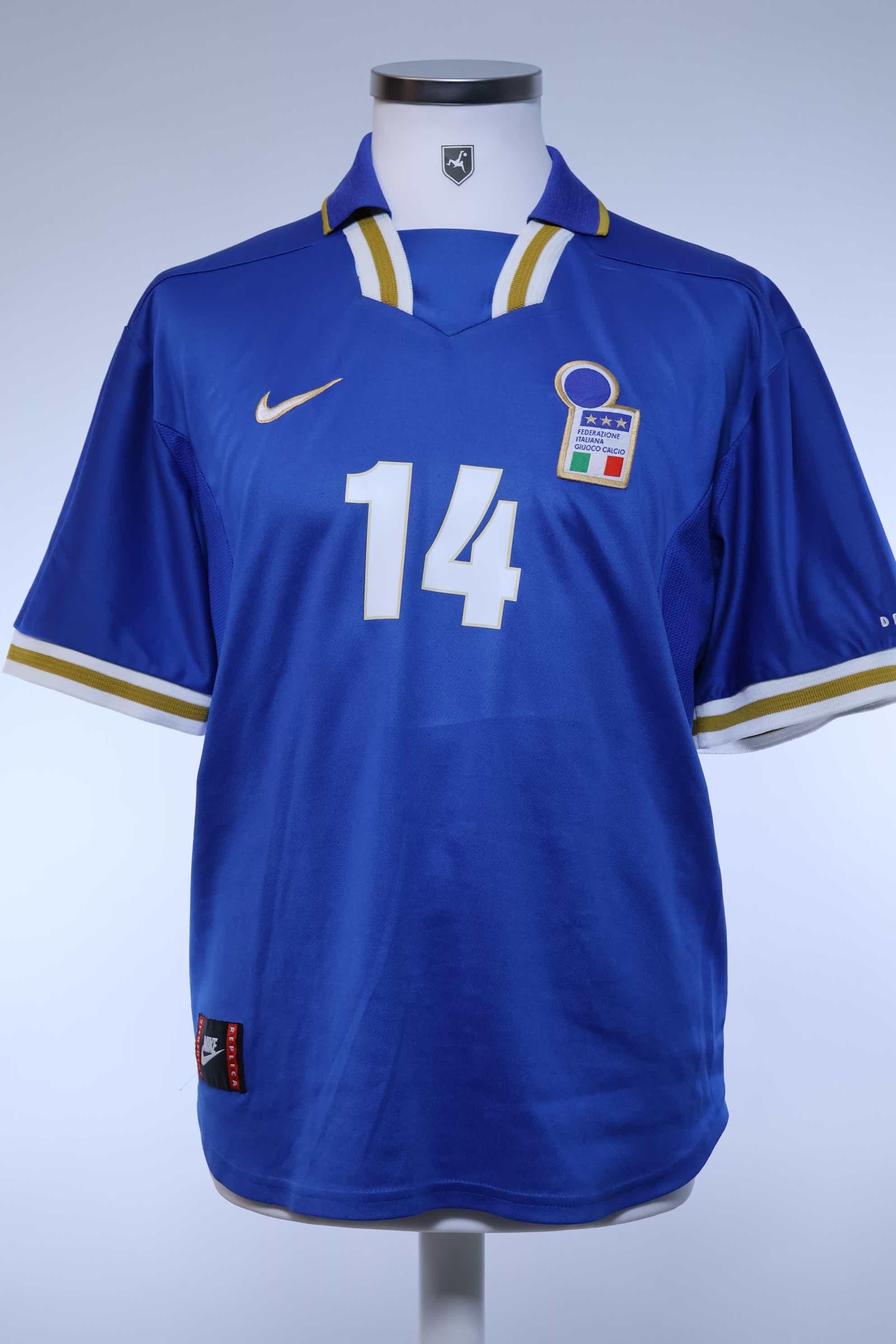 Italy Del Piero #14 1996/97 Home Shirt - L