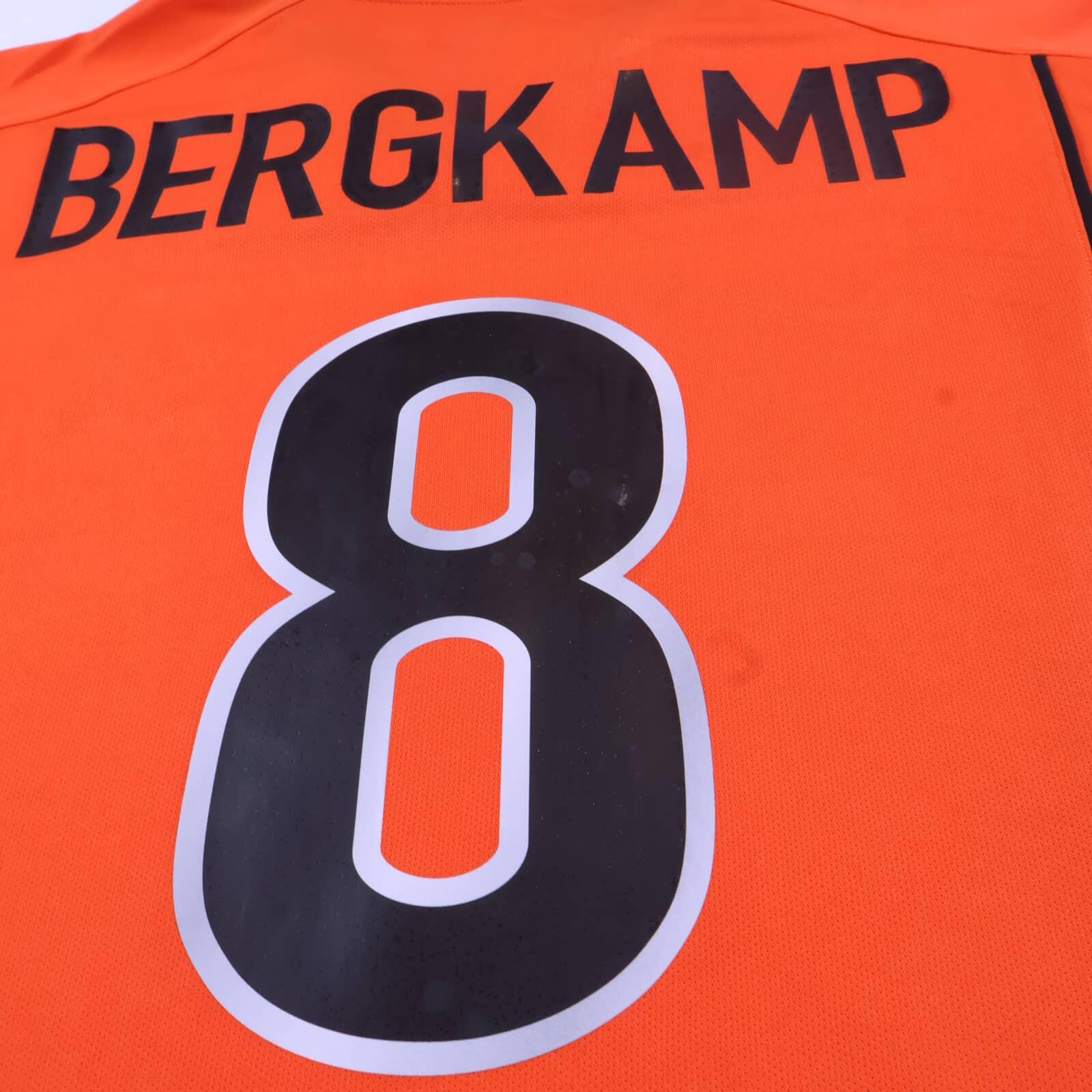 Netherlands Bergkamp #8 1998/00 Home Shirt - L