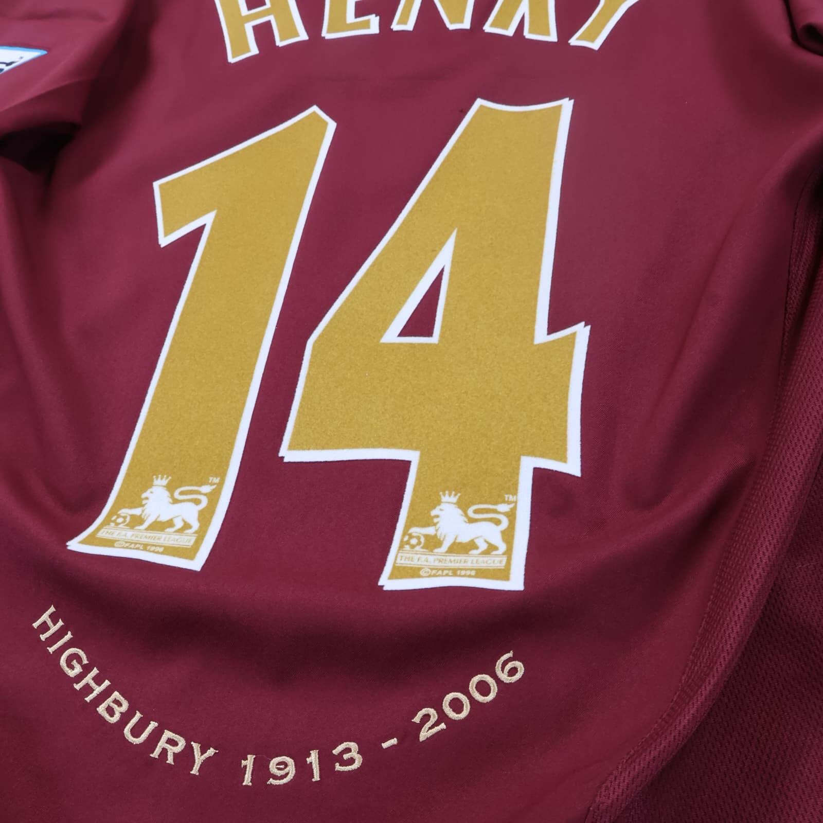 Arsenal Henry #14 2005/06 Home Shirt - M