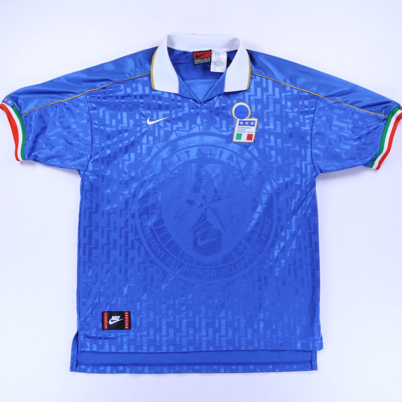 Italy 1995/96 Home Shirt - XL