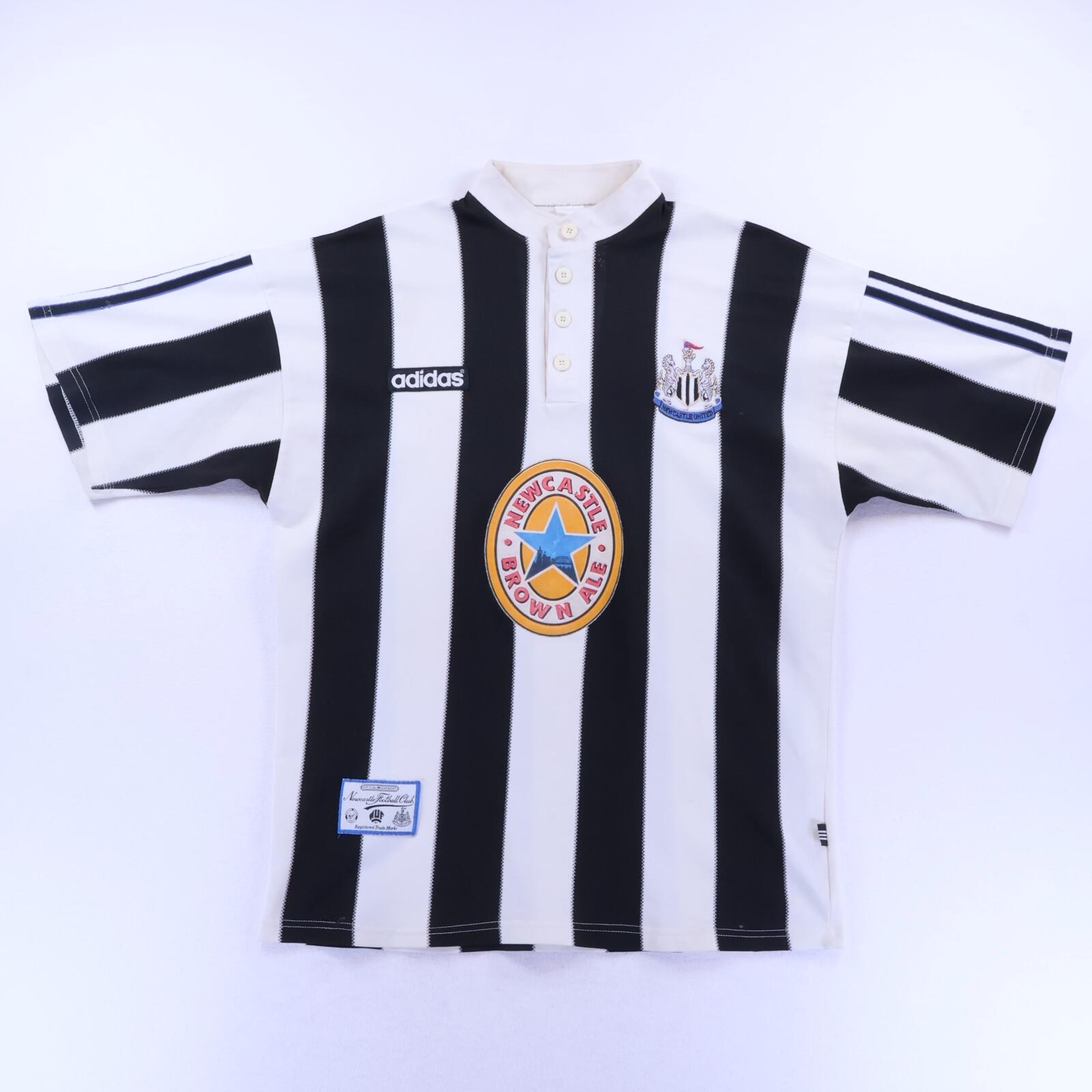 Newcastle United 1999/00 Home Shirt - XL
