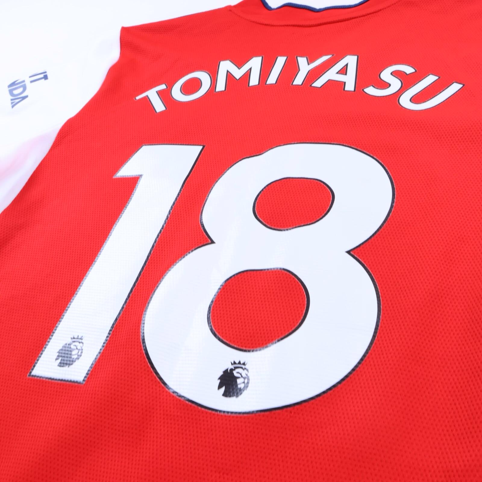 Arsenal Tomiyasu #18 2021/22 Home Shirt - M