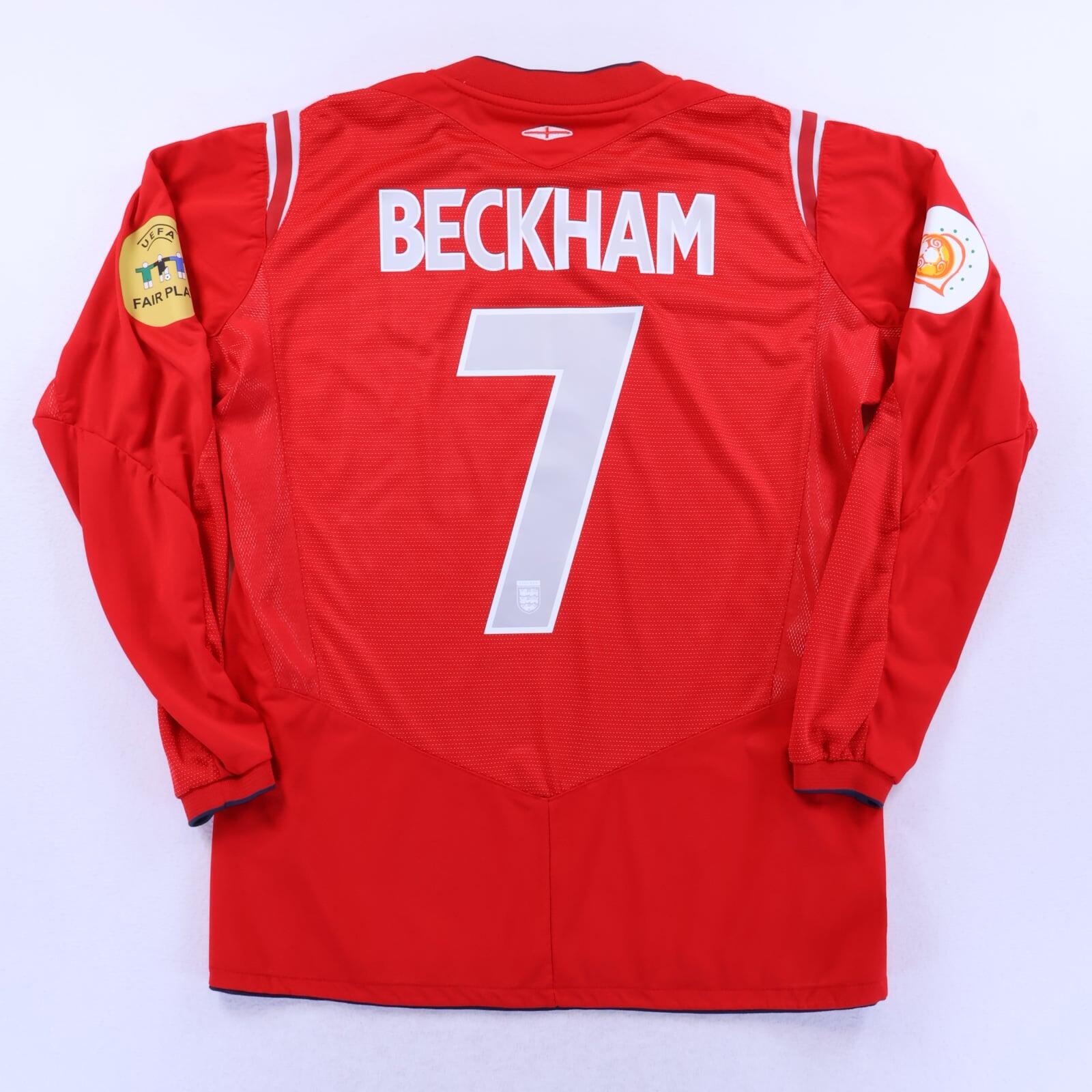 England Beckham #7 2004/05 Away Shirt - M