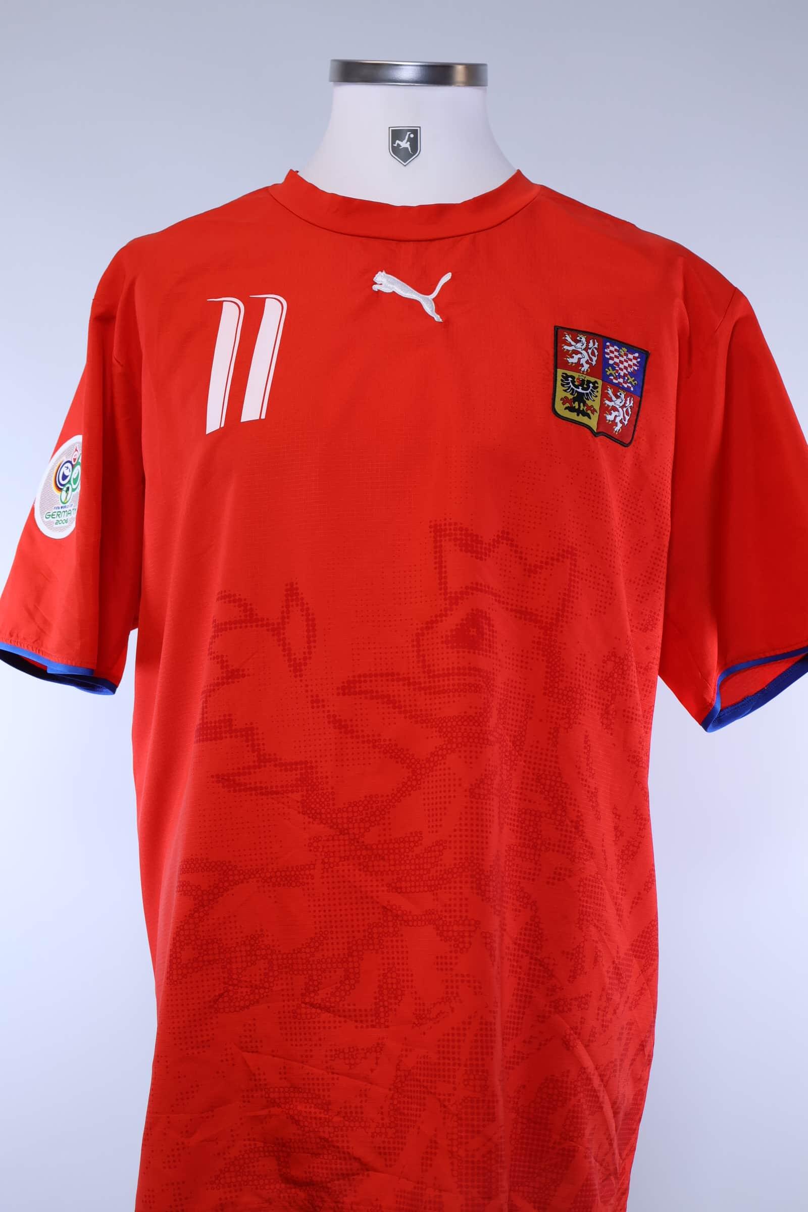 2006/08 - CZECH REPUBLIC - NEDVED - #11 - HOME SHIRT - L