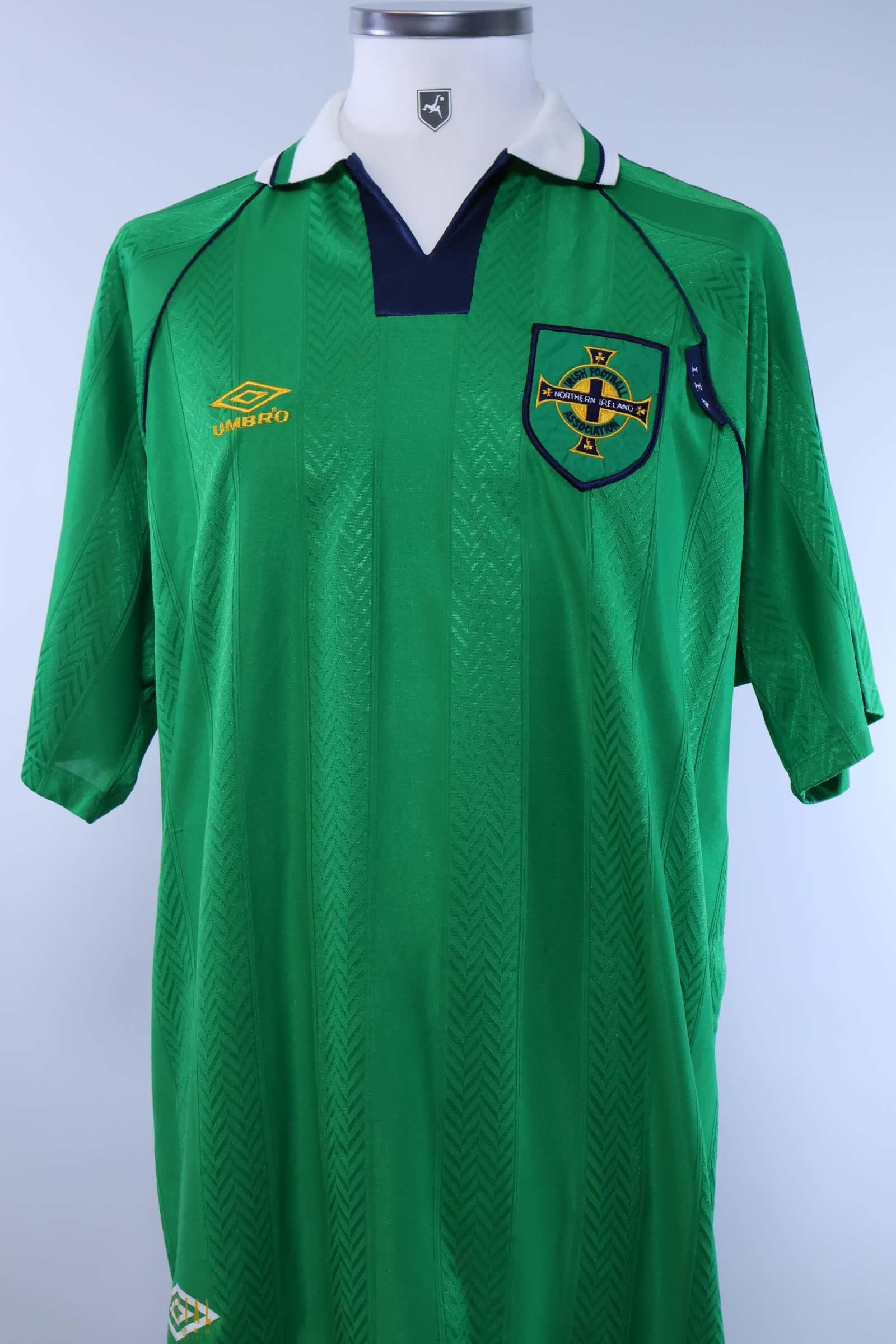 Denmark 2000/02 Goalkeeper Shirt - L