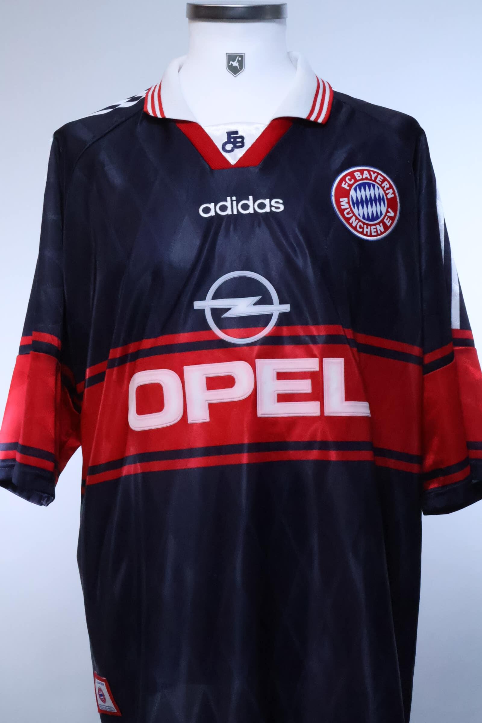 Bayern Munich 1997/99 Home Shirt - XXL