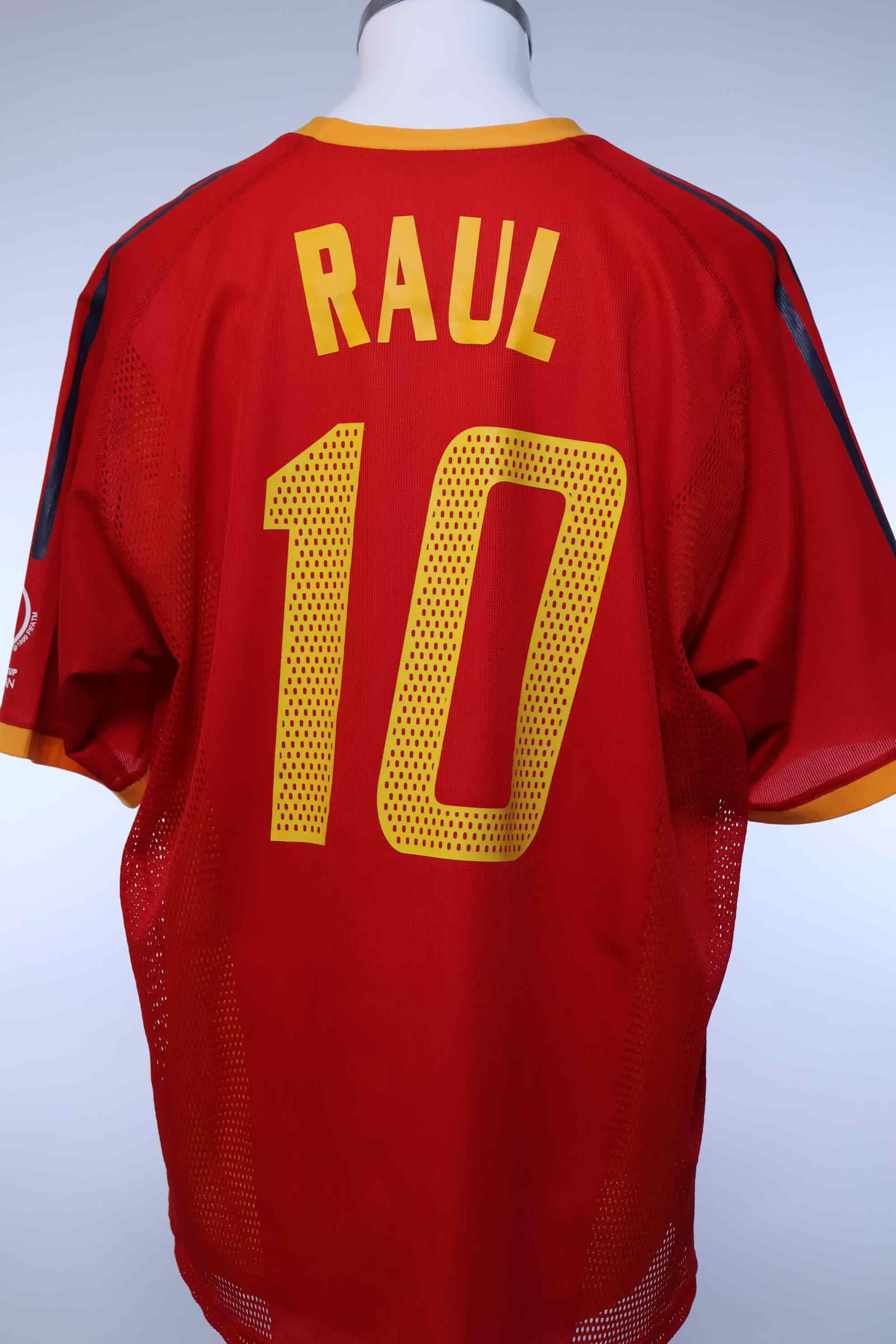 Spain Raul #10 2002/04 Fifa World Cup Home Shirt - XL